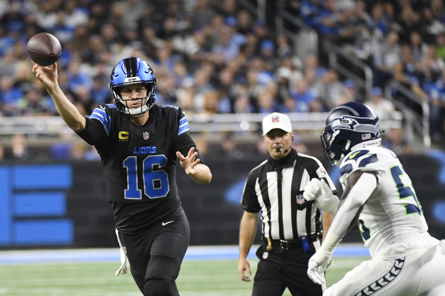 Jared Goff sets NFL record completing all 18 of his passes in Lions’ 42-29 win over Seahawks