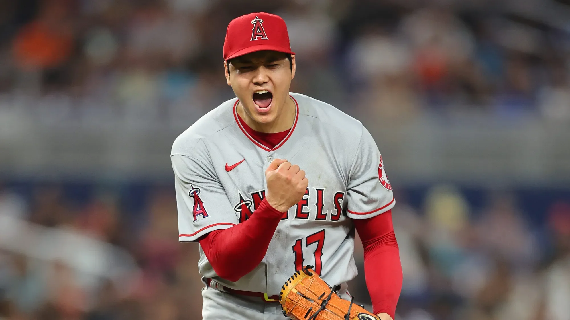 Ohtani set to join Dodgers on record $700 million, 10-year deal