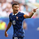 Mbappé breaks Messi's World Cup Goals record despite France defeat
