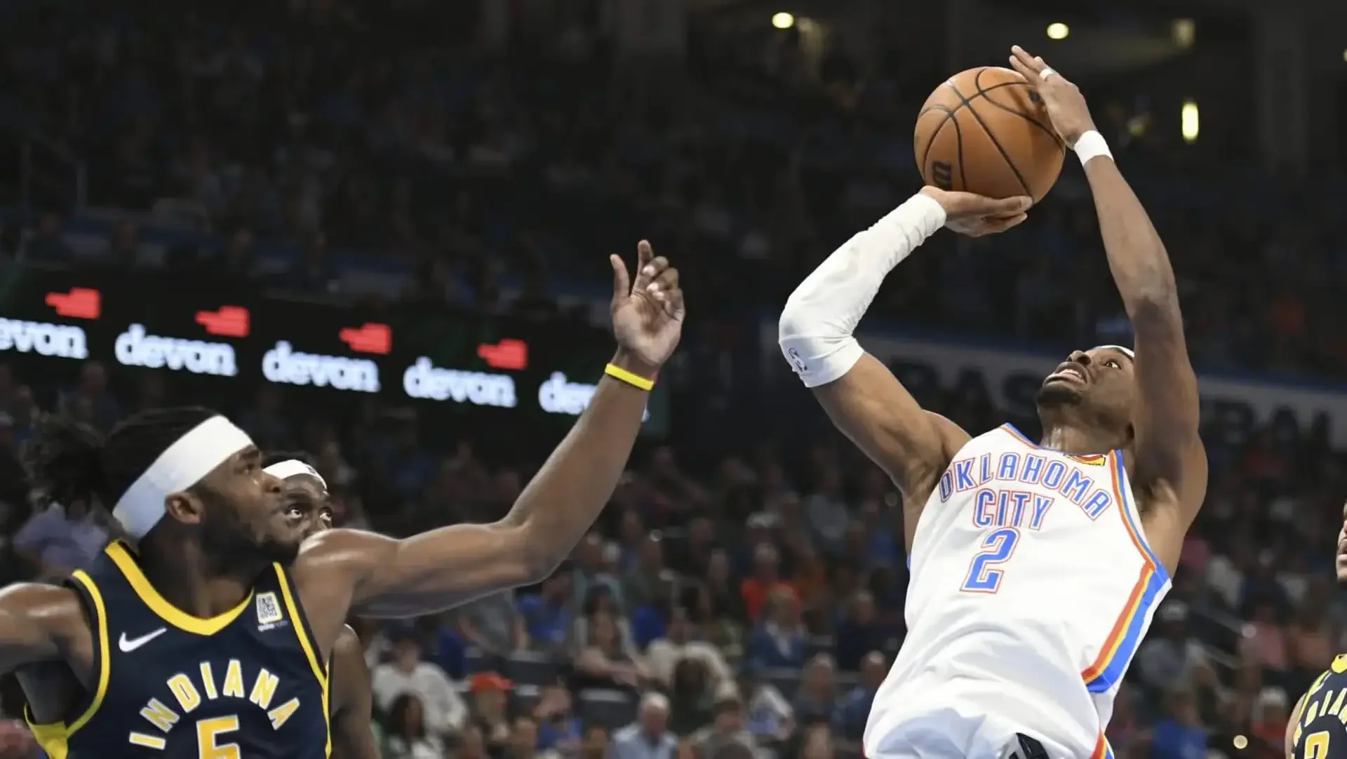 NBA roundup: Gilgeous-Alexander leads Thunder past Pacers, keeping 70-win season hopes alive