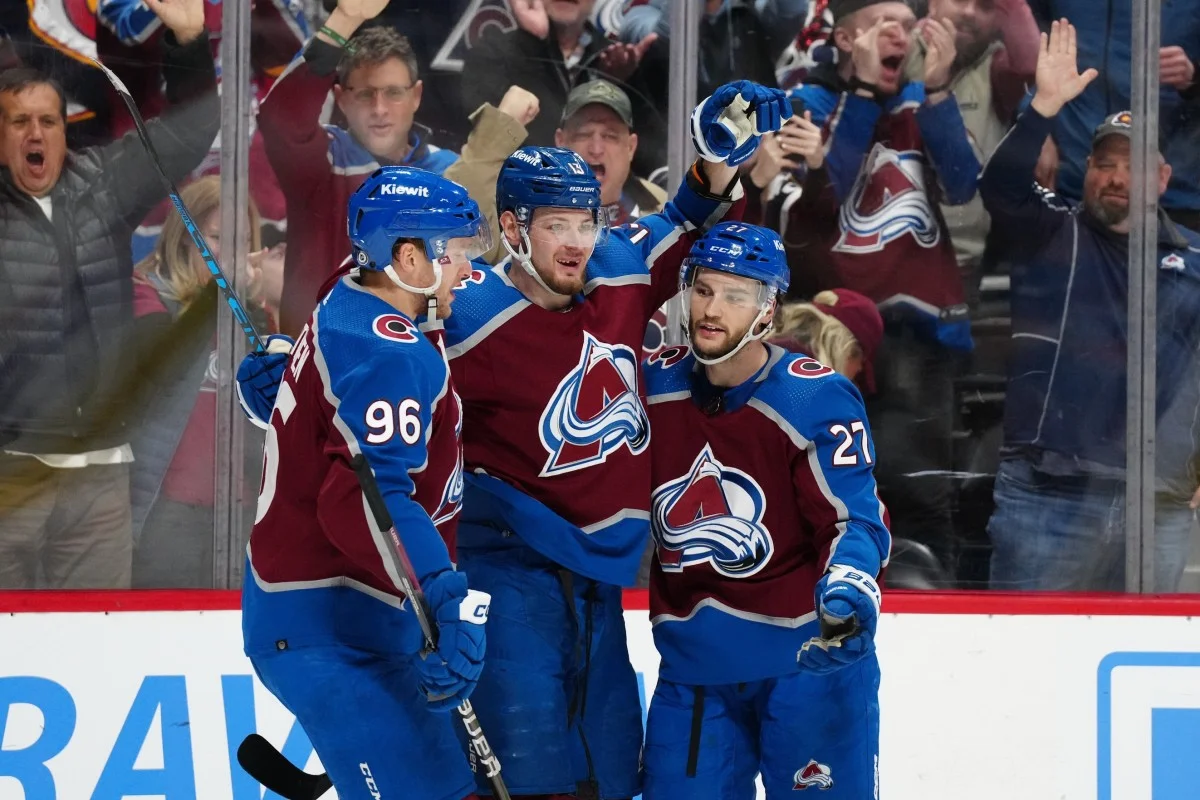 NHL roundup: Alexandar Georgiev leads Colorado to victory over the Knights