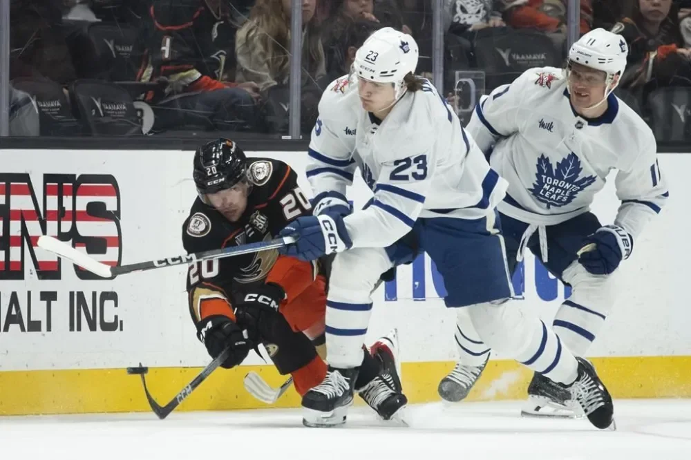 Auston Matthews' OT goal propels Maple Leafs past Ducks