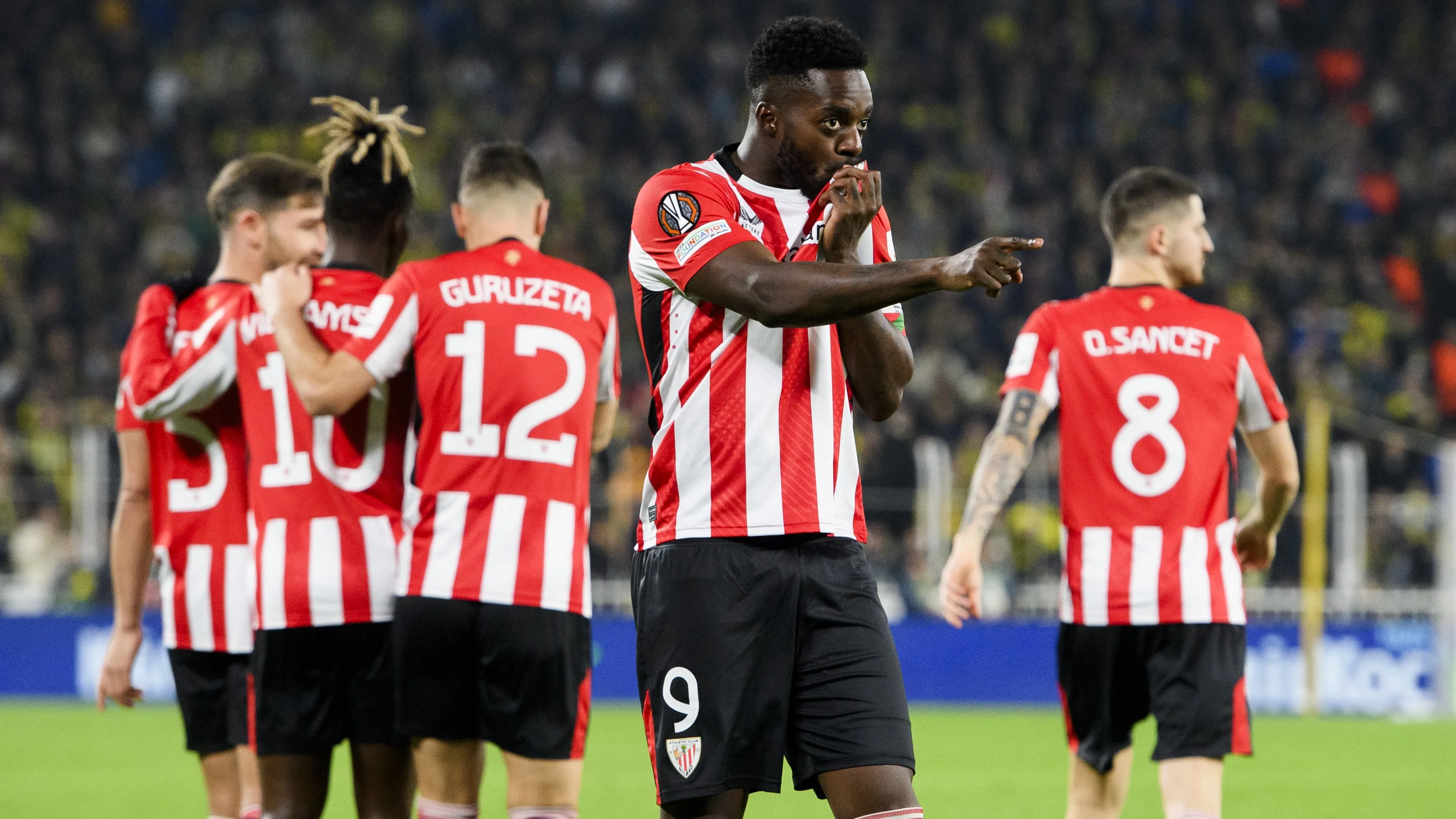 Fenerbahce 0-2 Athletic Bilbao: Inaki Williams at the double as Los Leones cruise past 10-man hosts