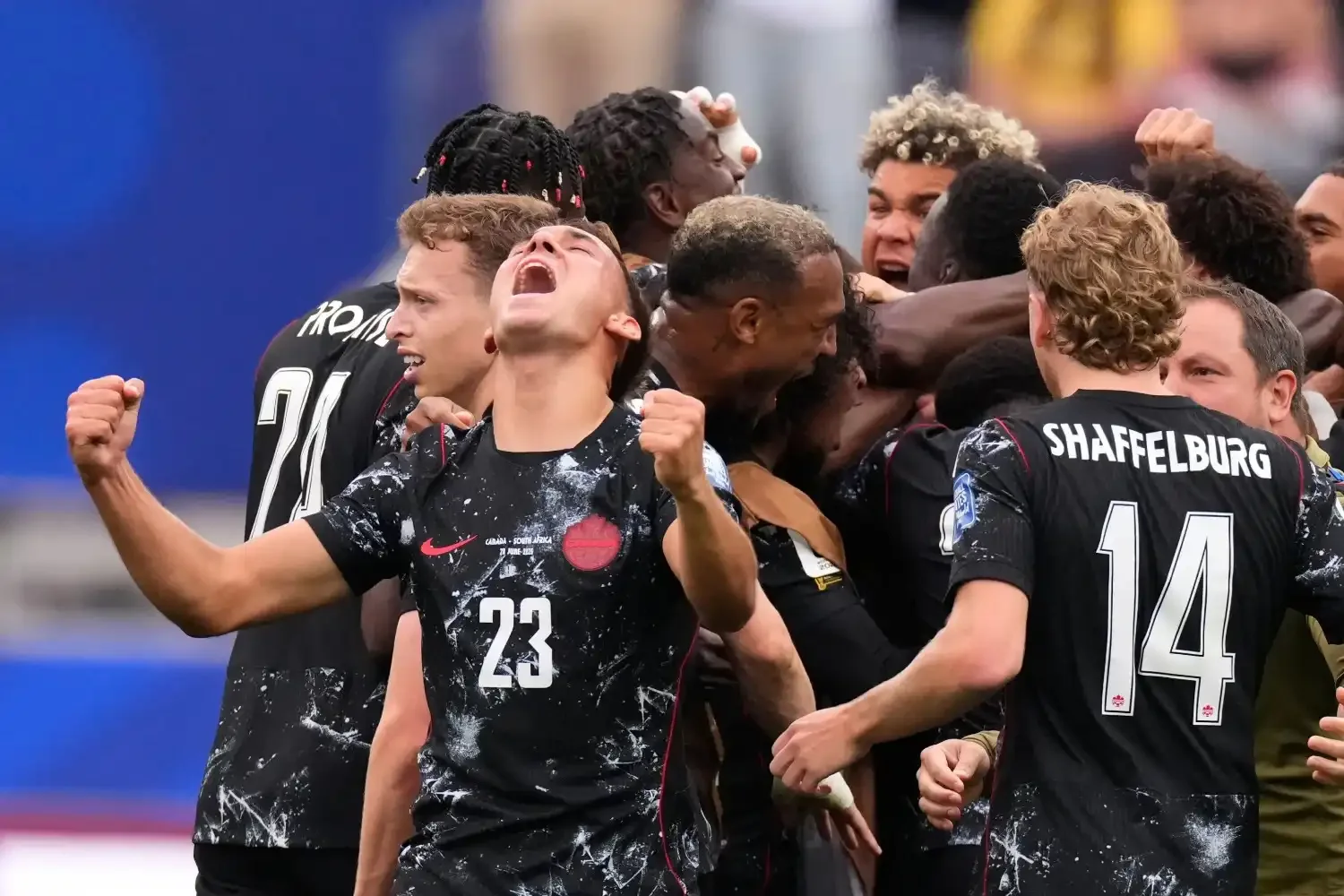 Stephen Eustáquio fires Canada into World Cup last 16