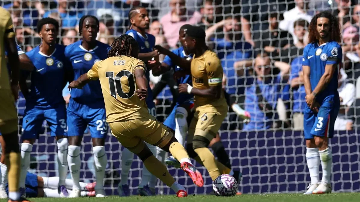 Chelsea held to frustrating goalless draw by Crystal Palace as Eze goal controversially ruled out