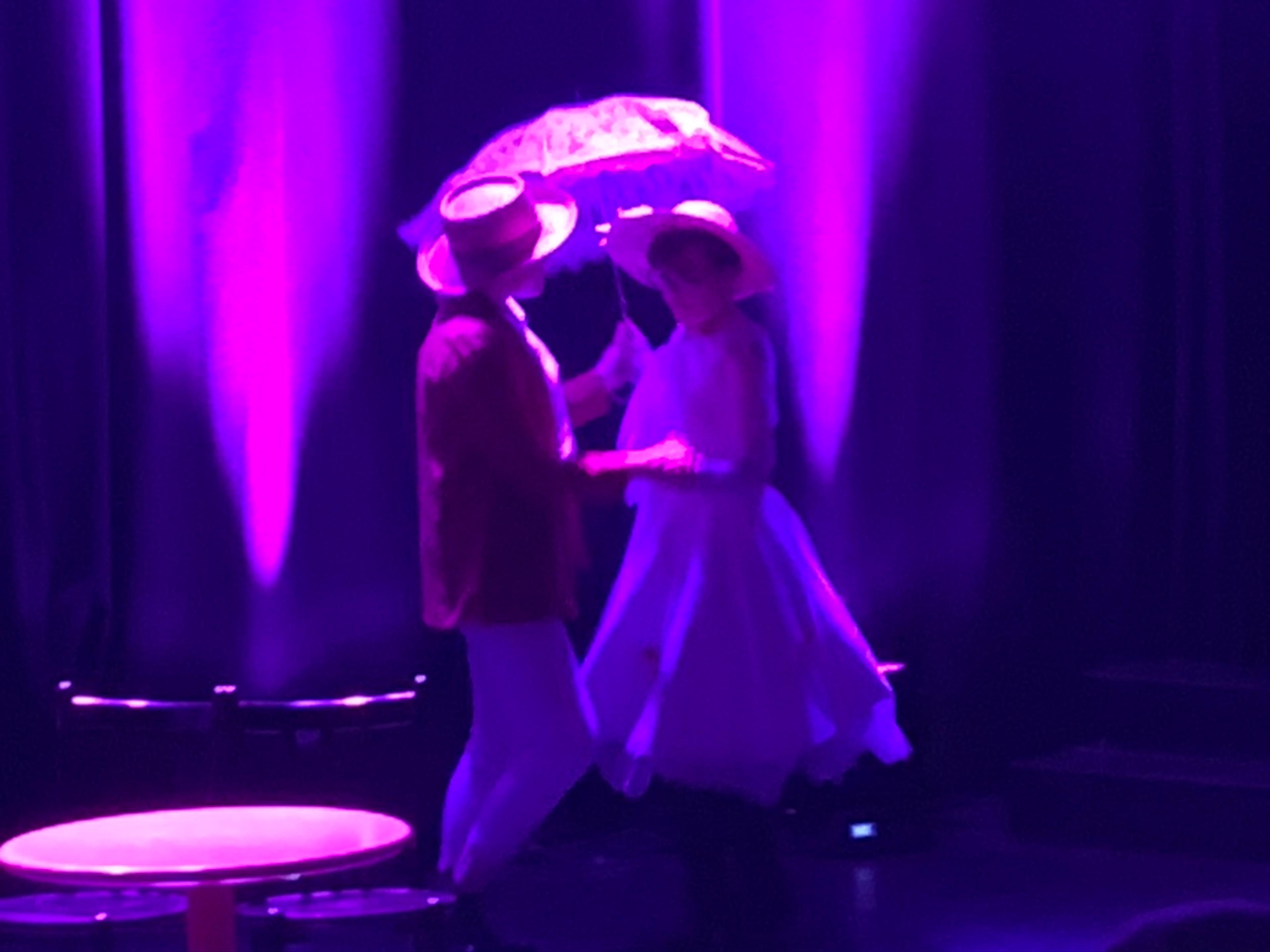 Bild från föreställningen Mary Poppins