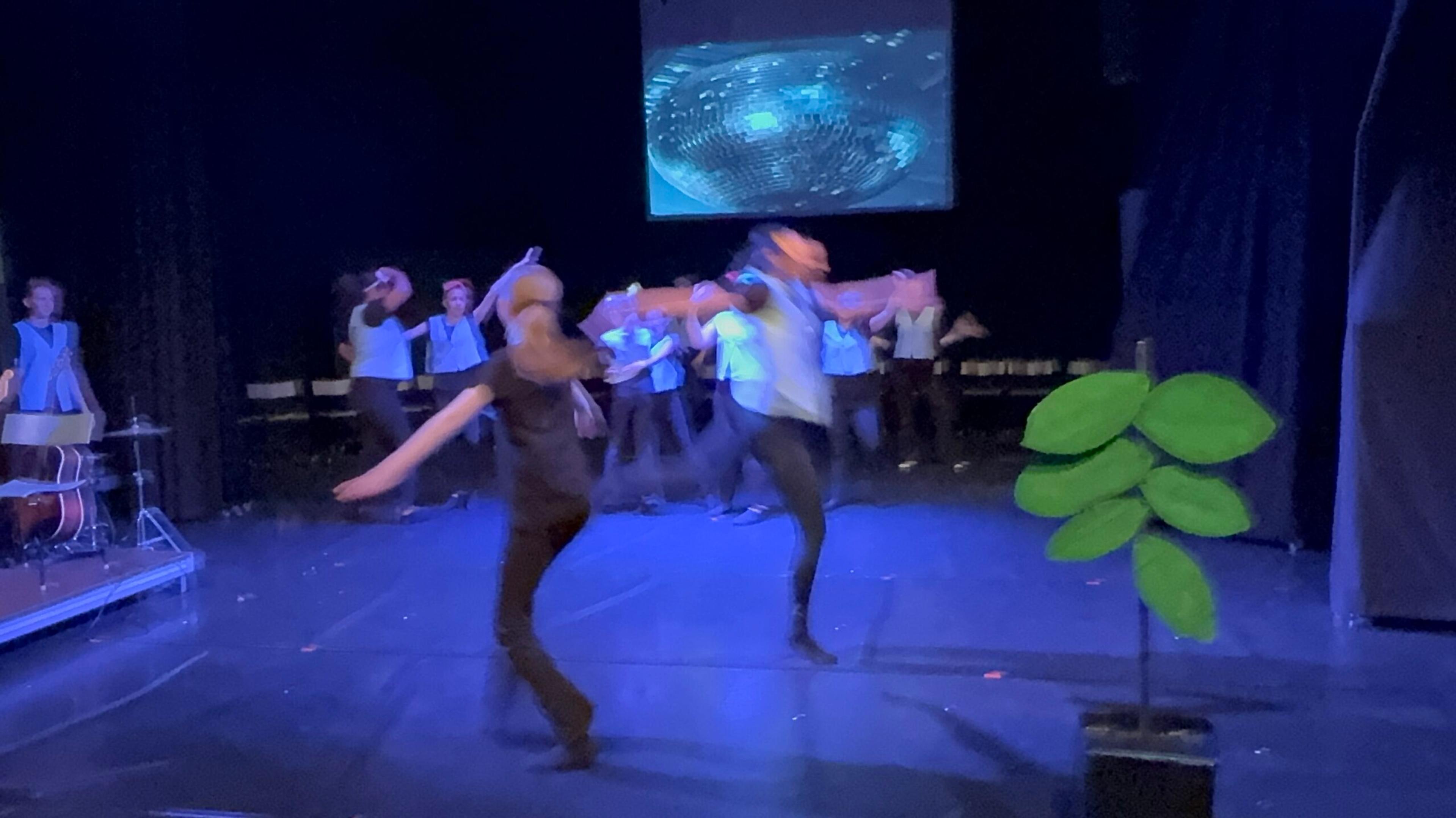 Bild från föreställningen Kafkas monster