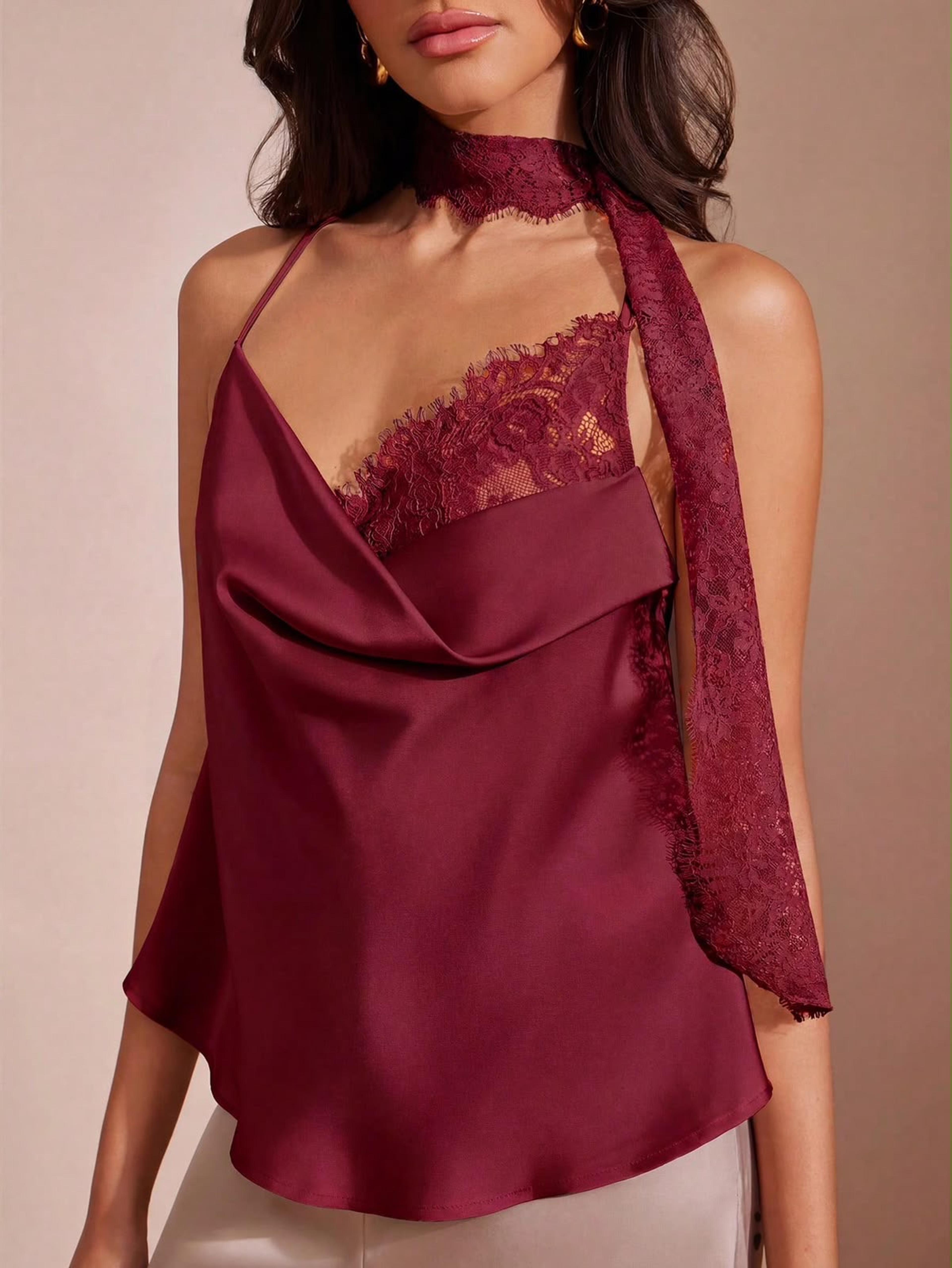 Blusa de satin con encaje 