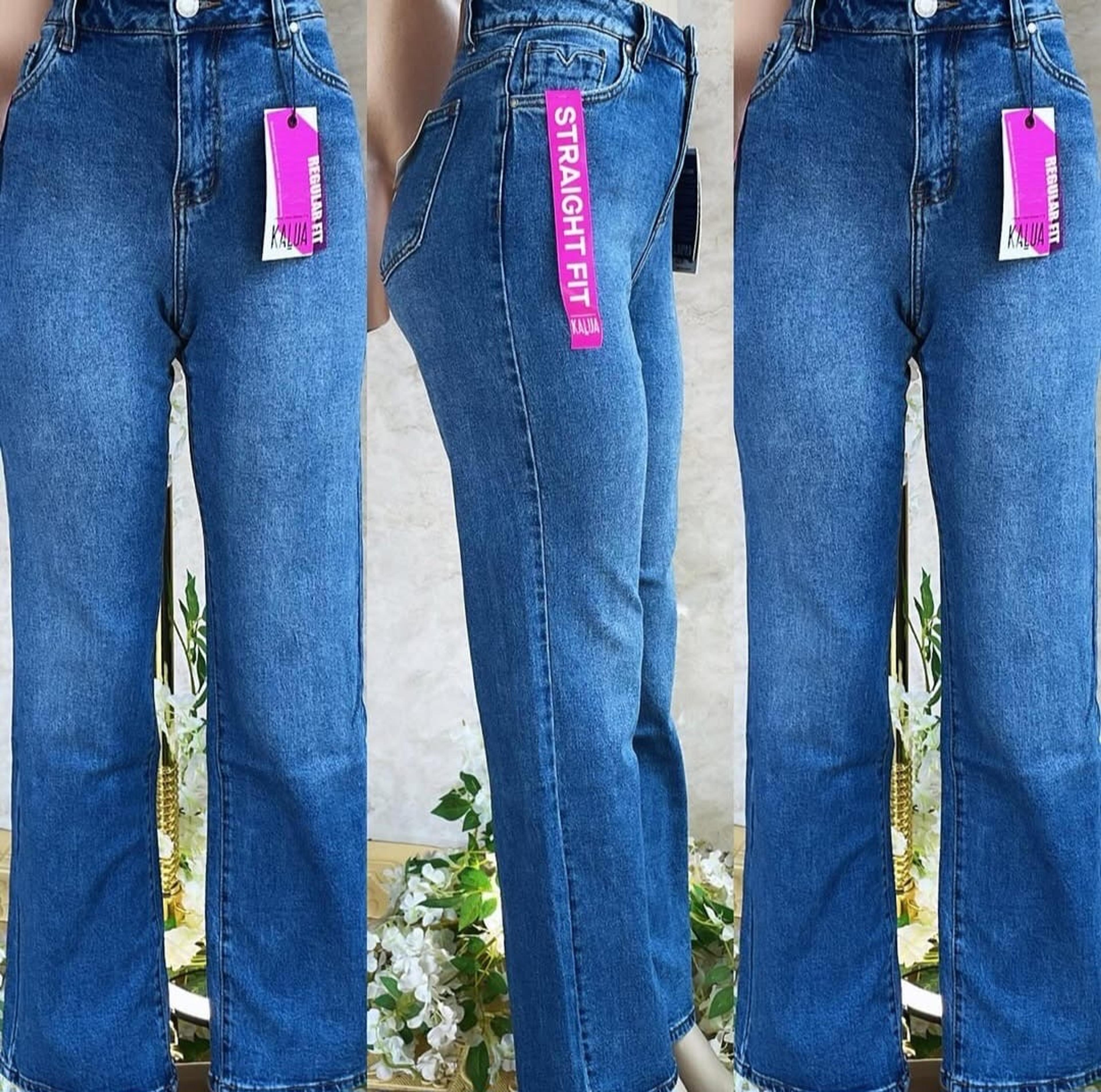 Straight out jeans