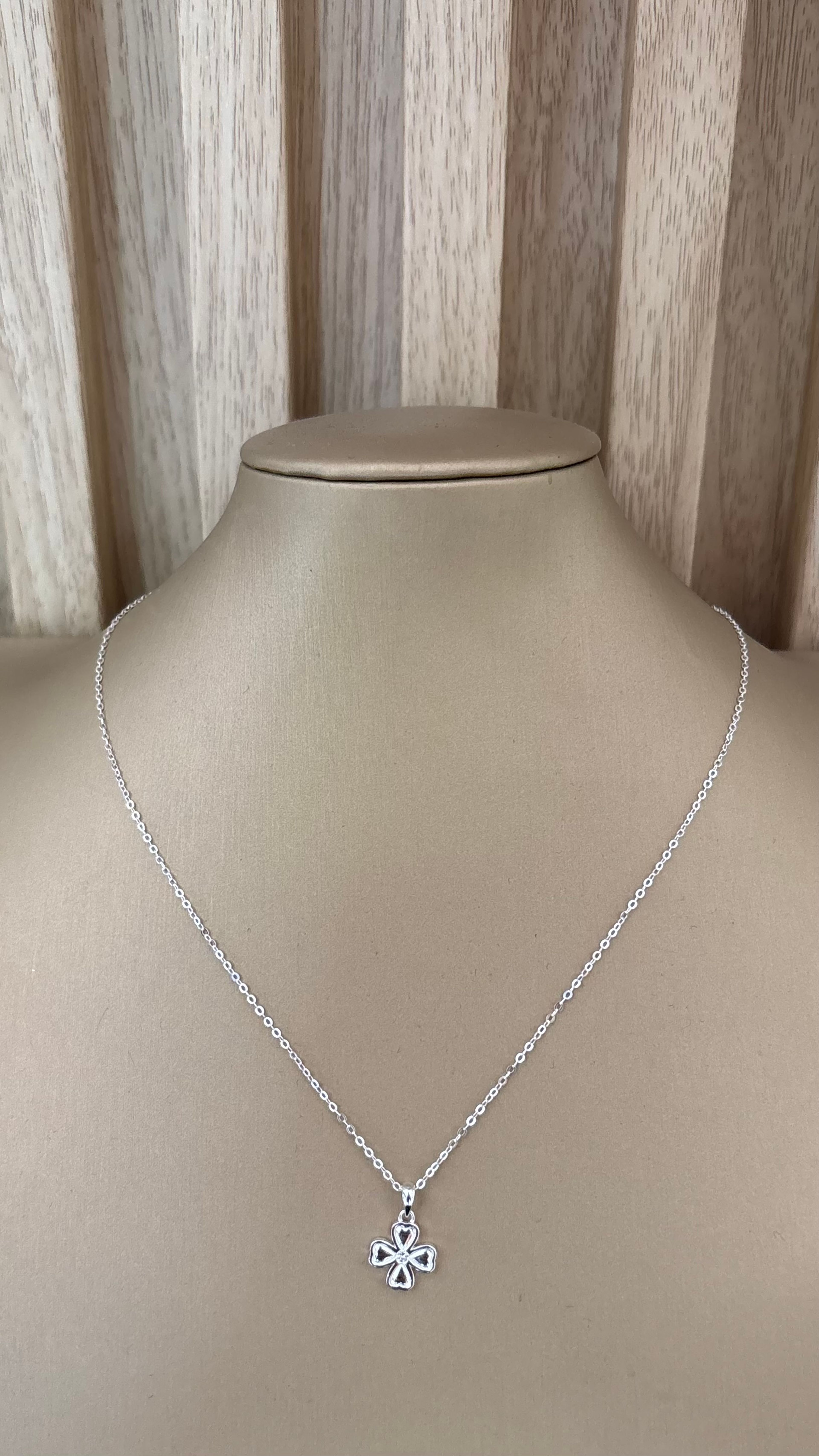 Silver chain 7822