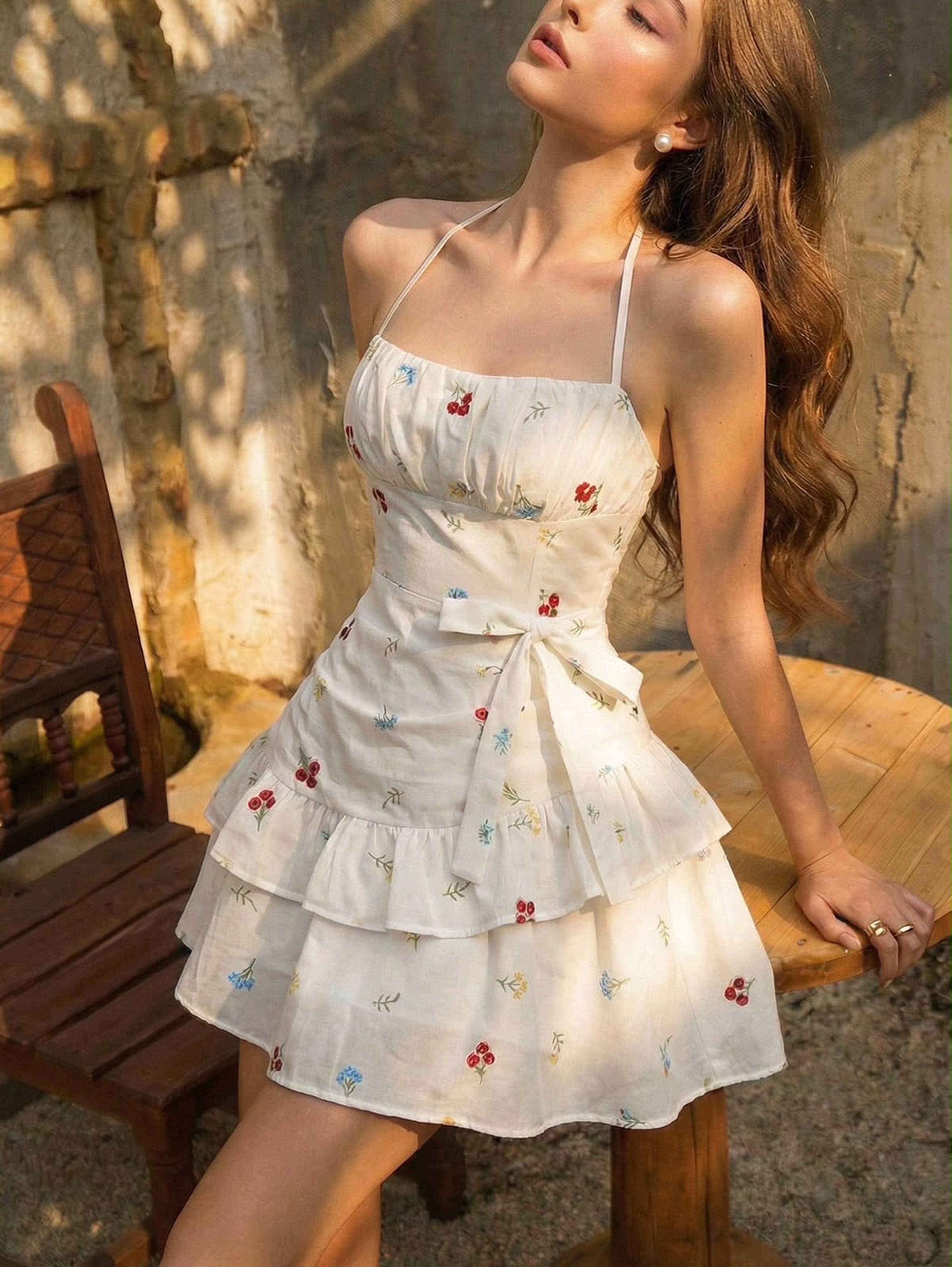 Vestido con detalles floral
