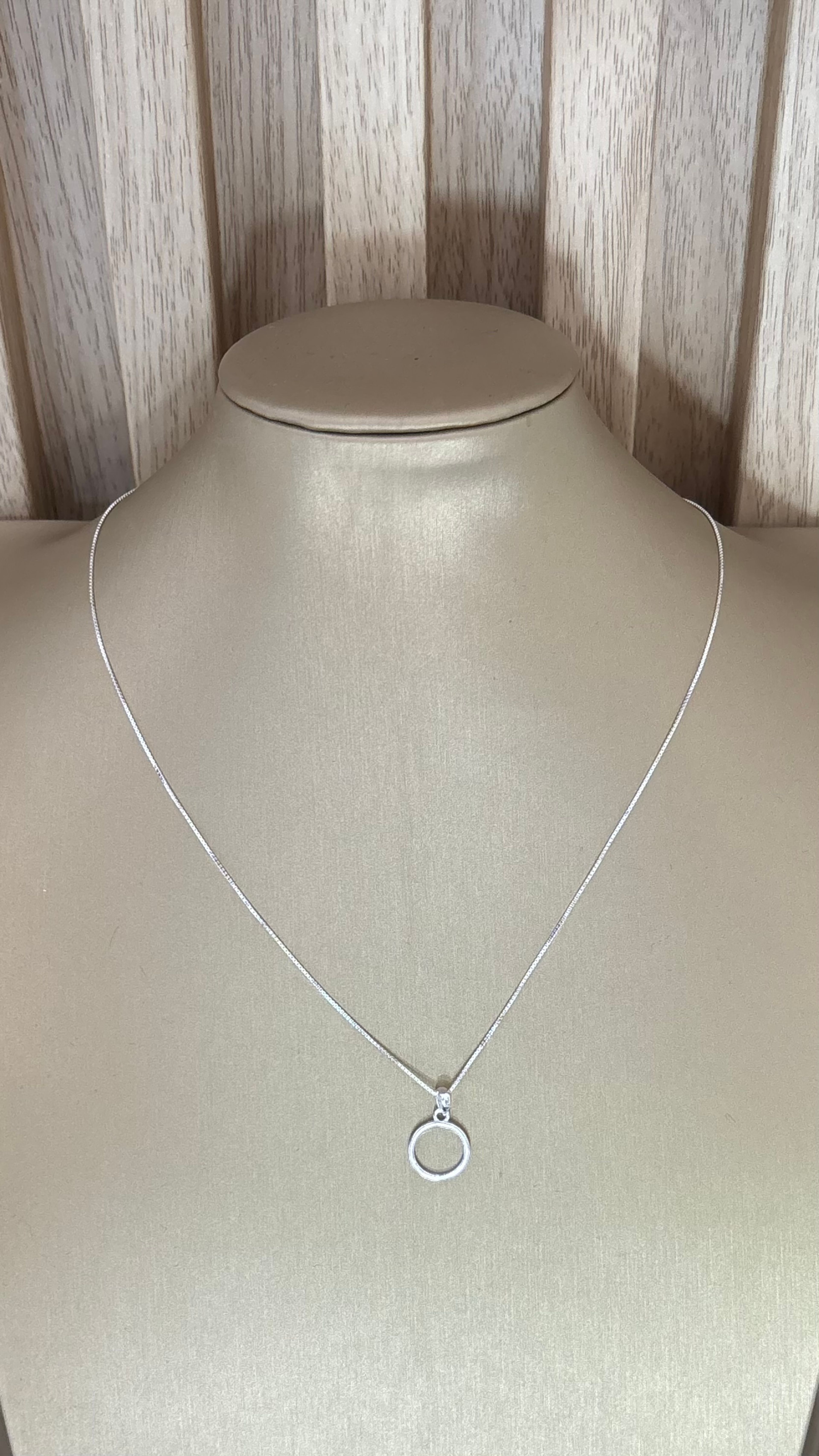 Silver chain 7841