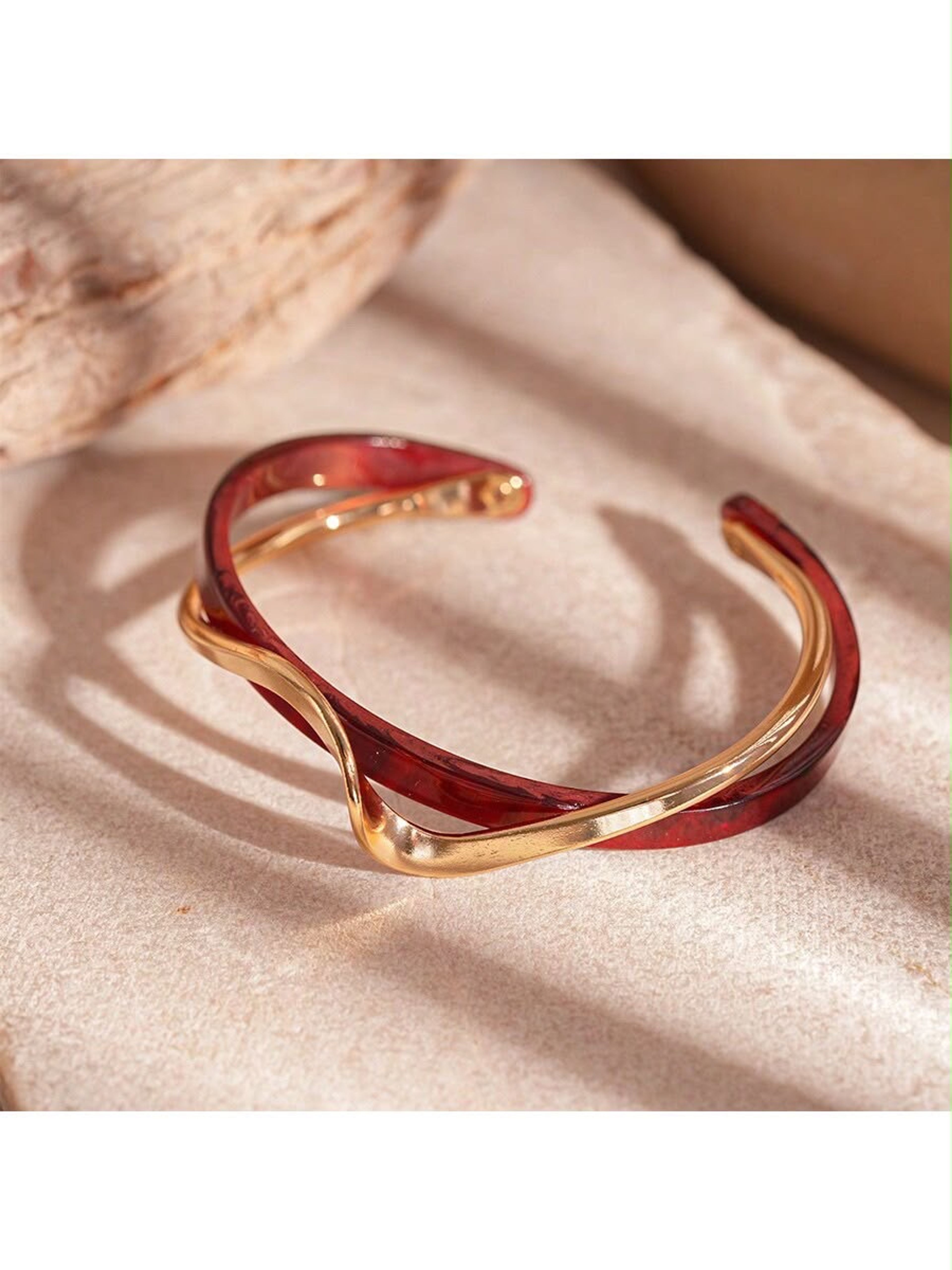 Bracelet with elegant designs