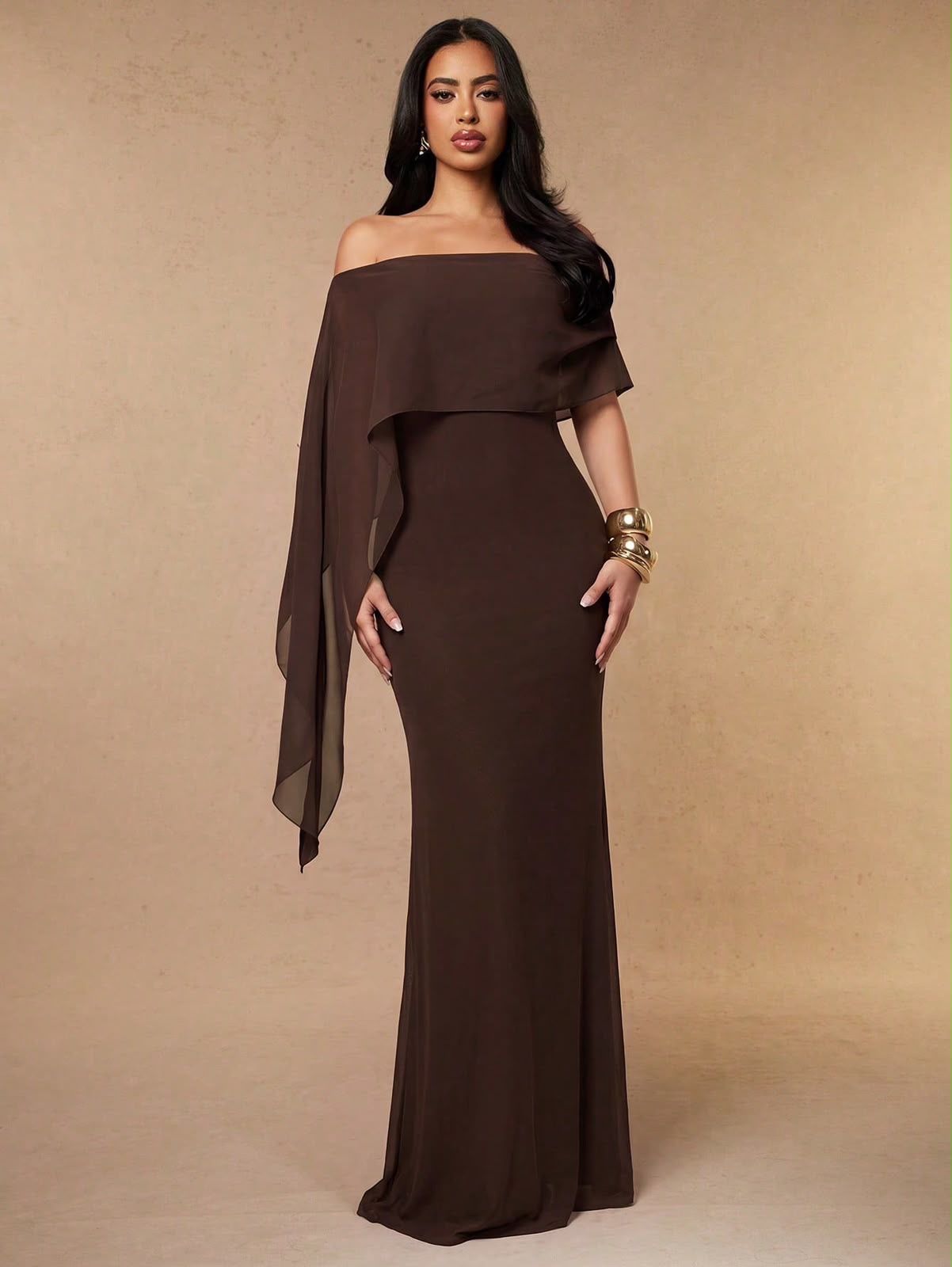 Casual dress with flay on the sleeves