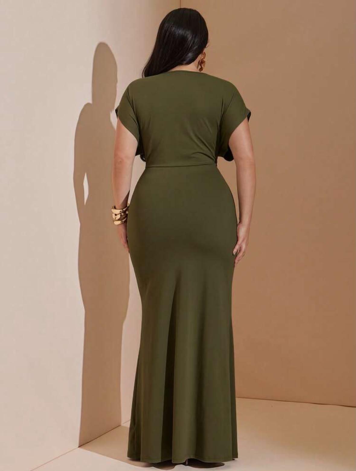 Elegant waist-fitting dress — alternate view