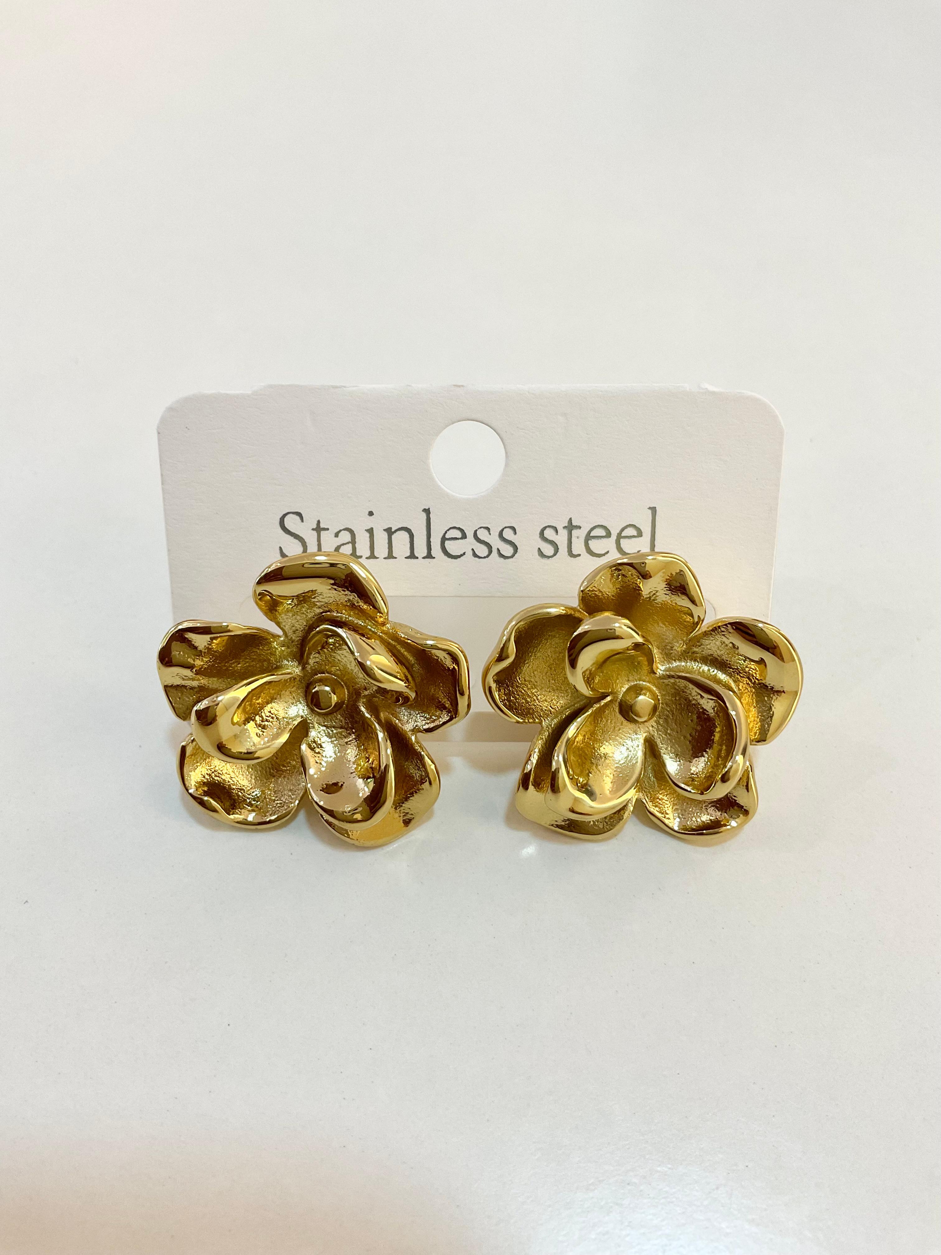 Flower earring