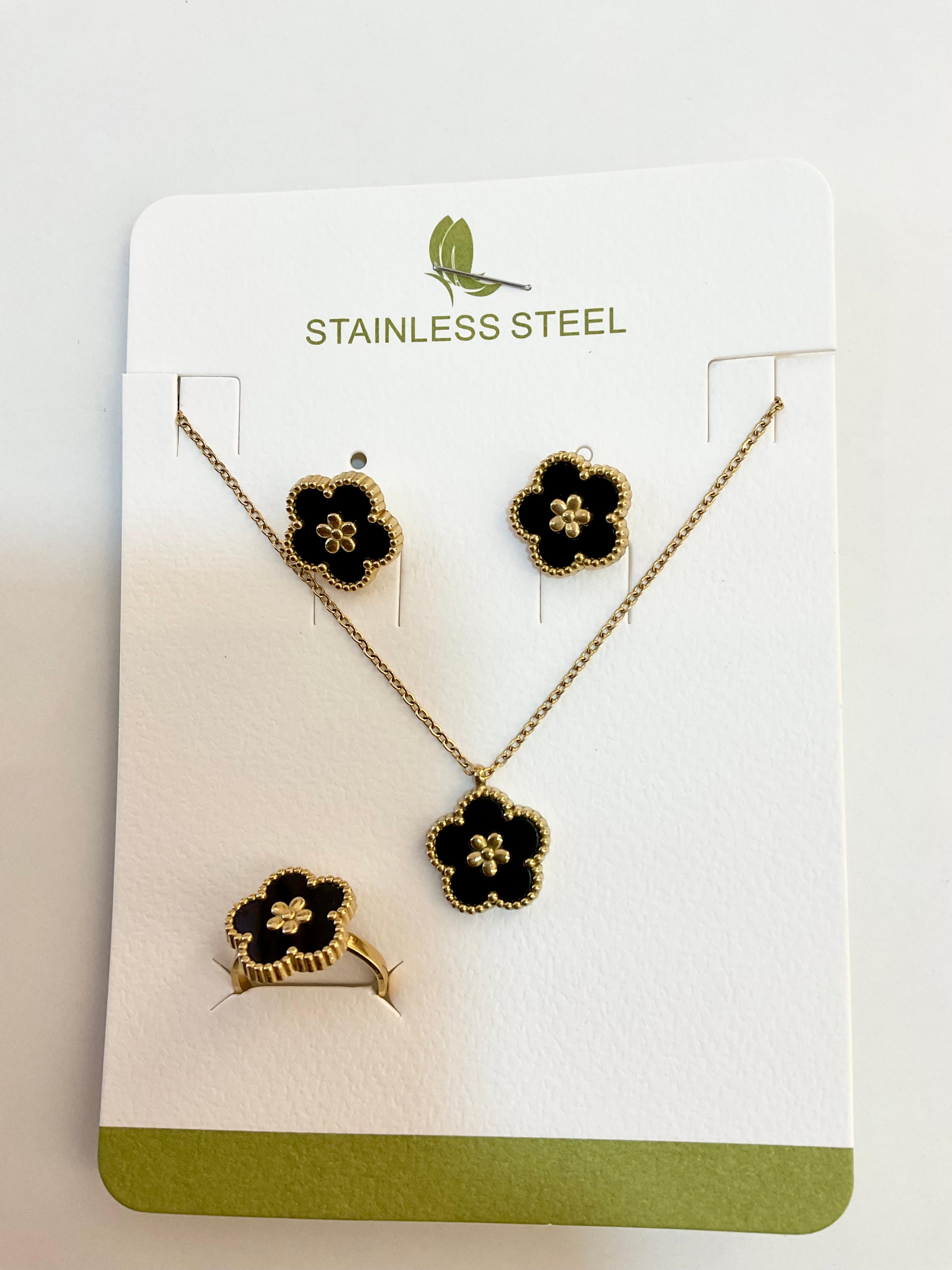 Conjunto cadena aretes y anillo