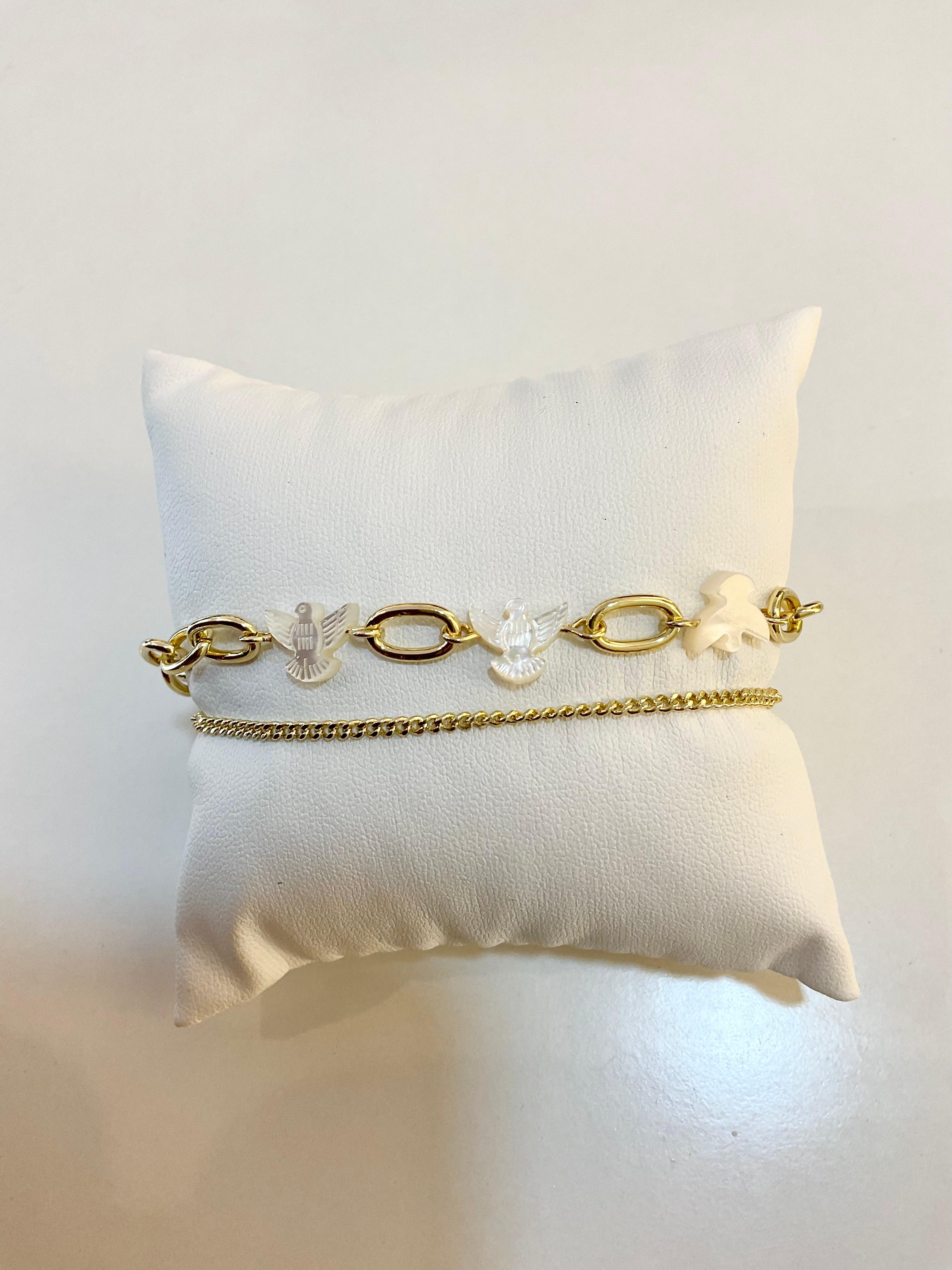 Bracelet with peace dove charm