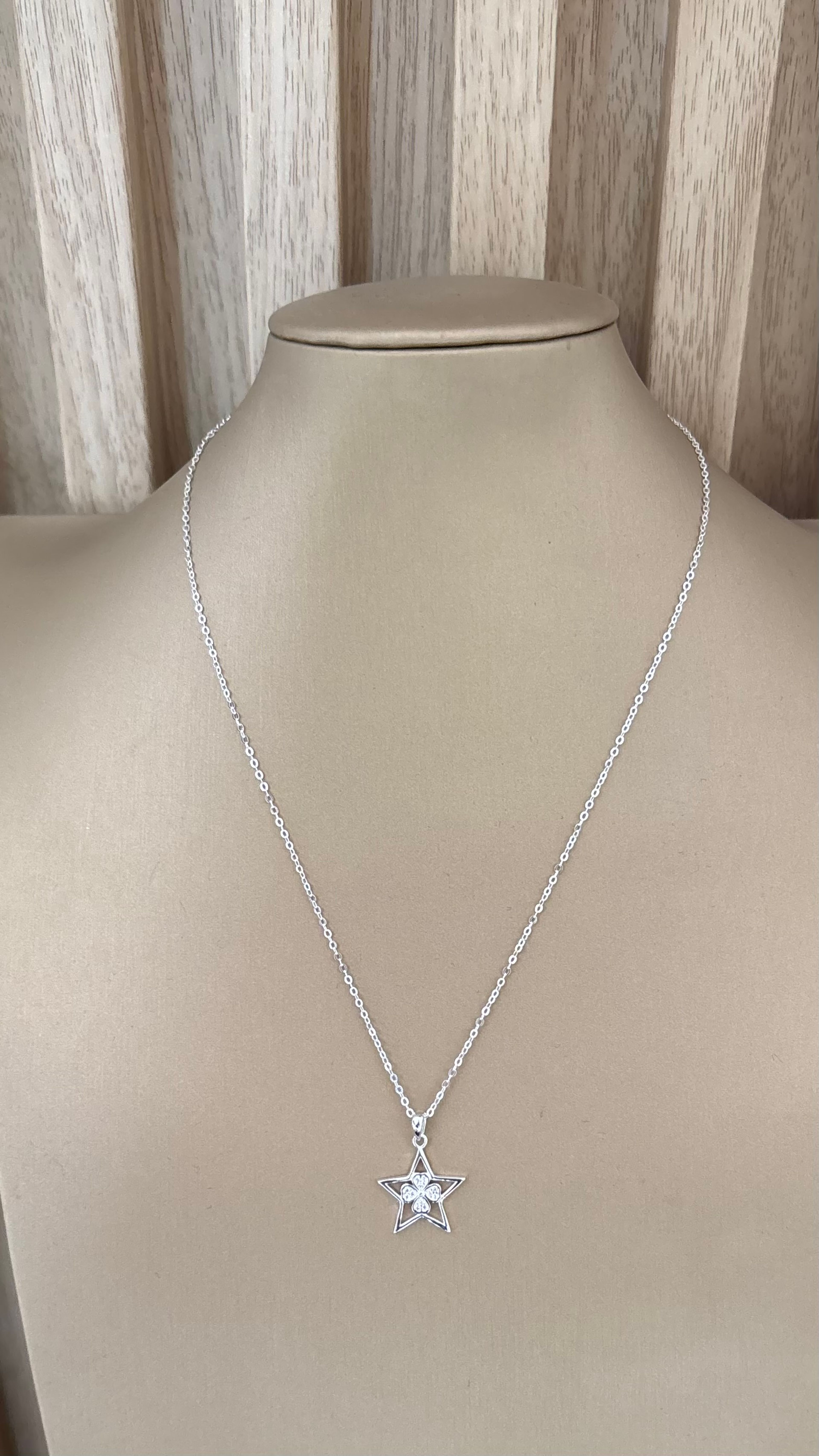 Silver chain 7844
