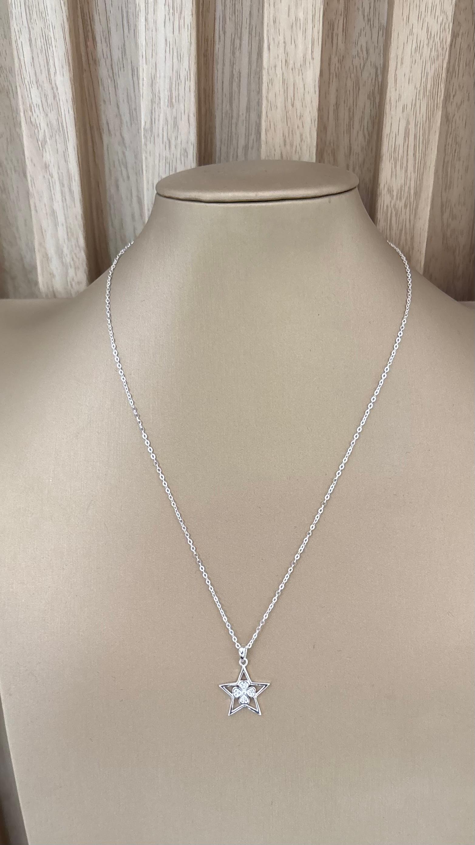 Cadena de plata