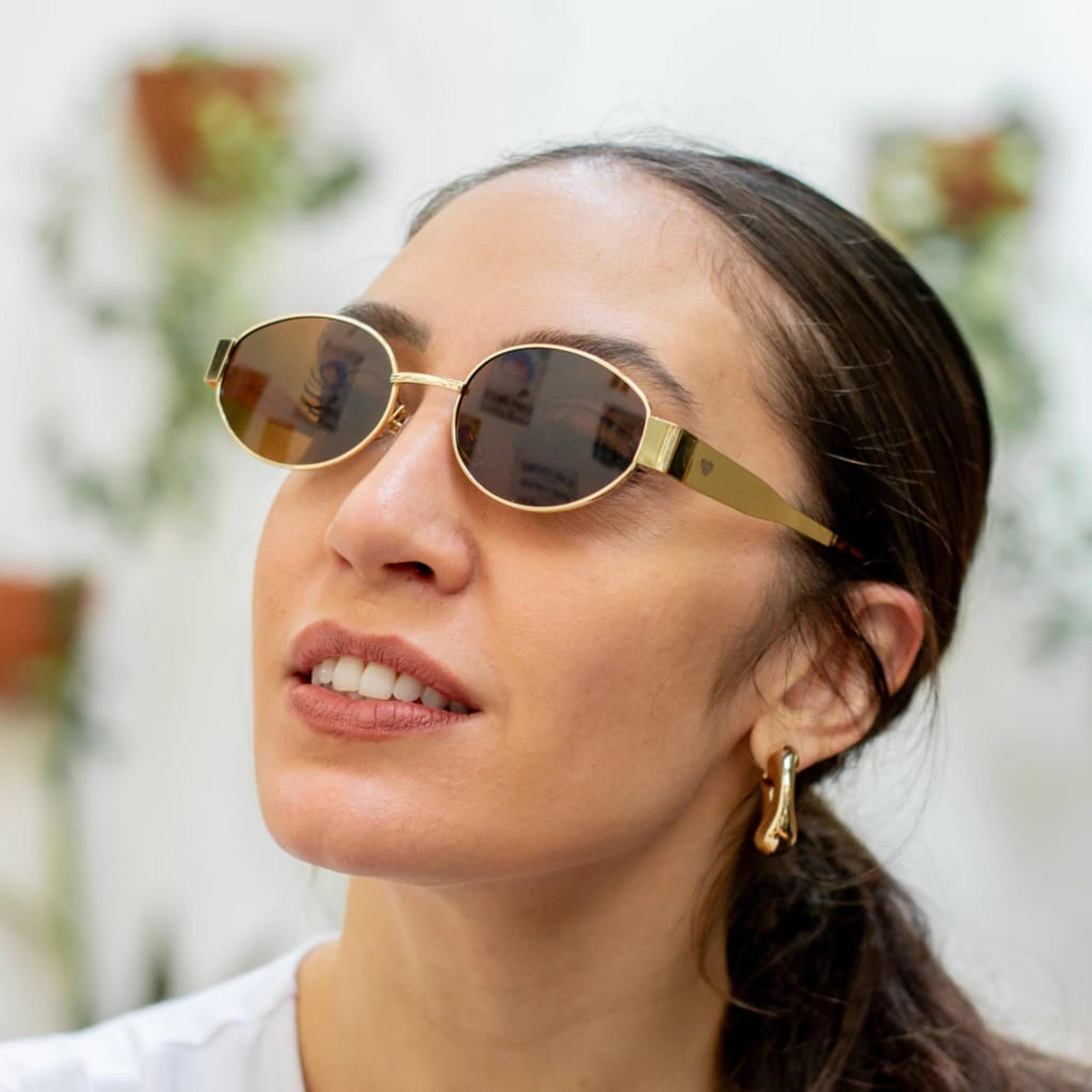 Glasses with an oval silhouette  view 4