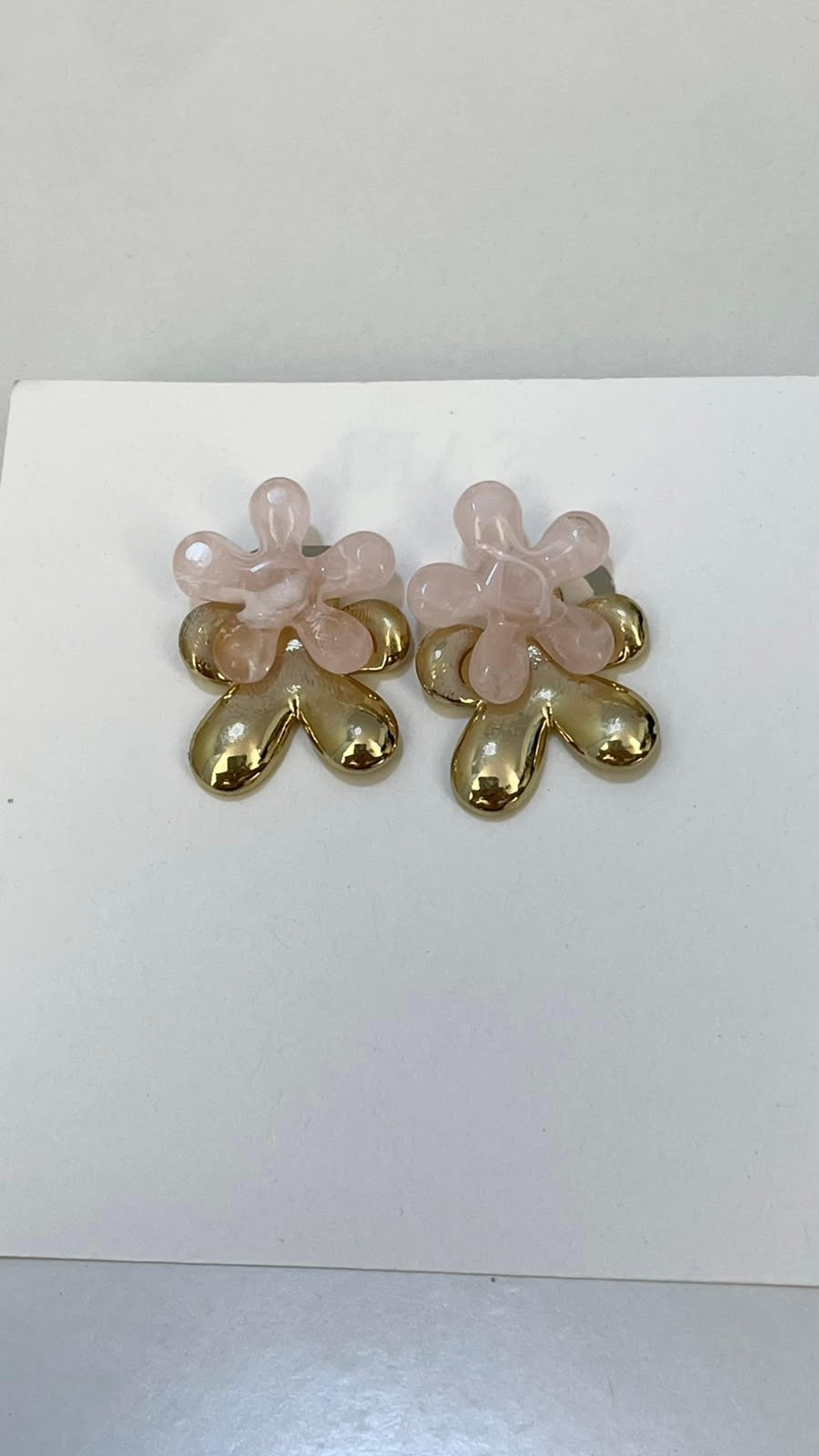 Flower earrings view 2