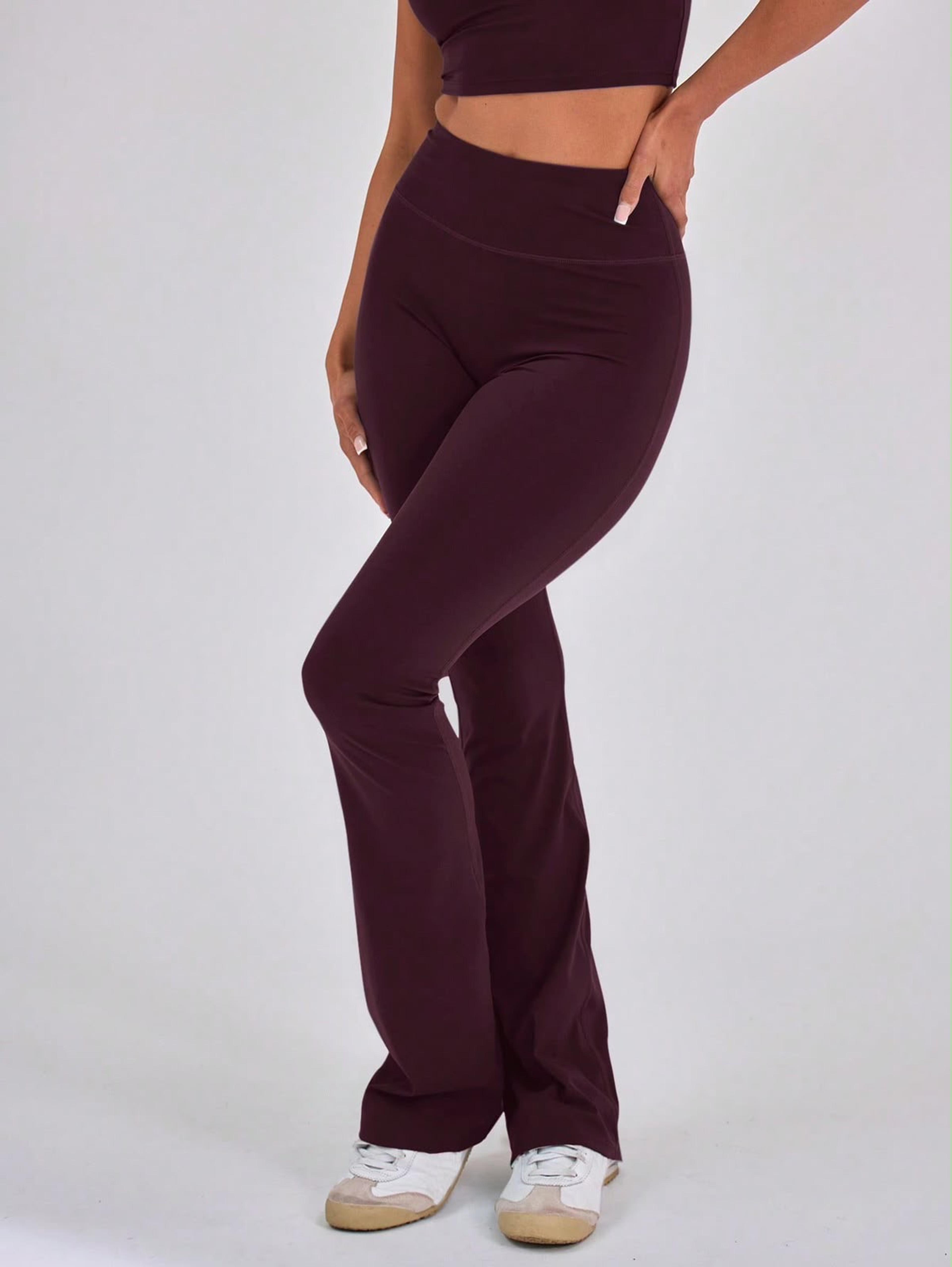 Flared leggings view 3