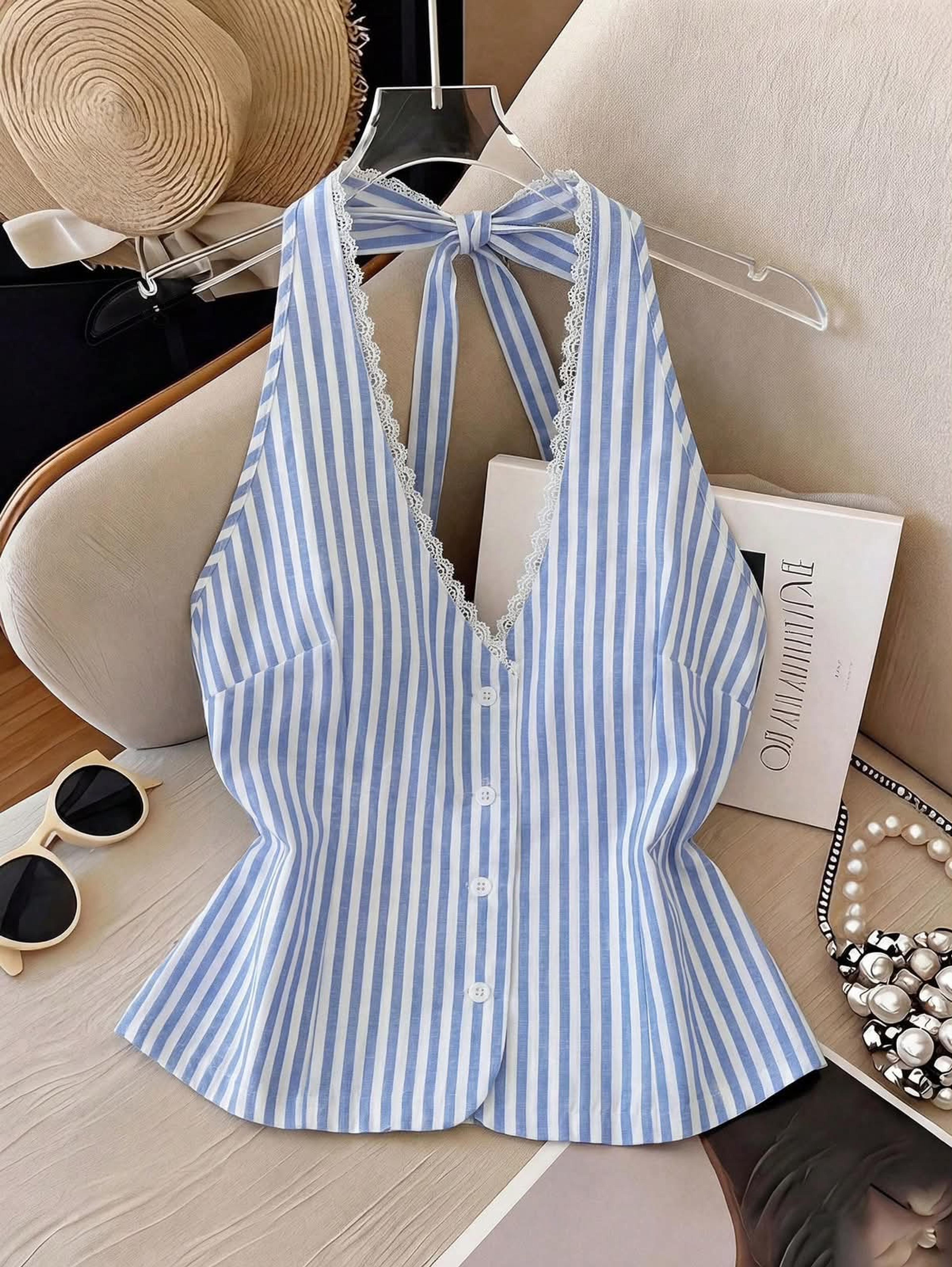 Blusa cuello com lazos 
