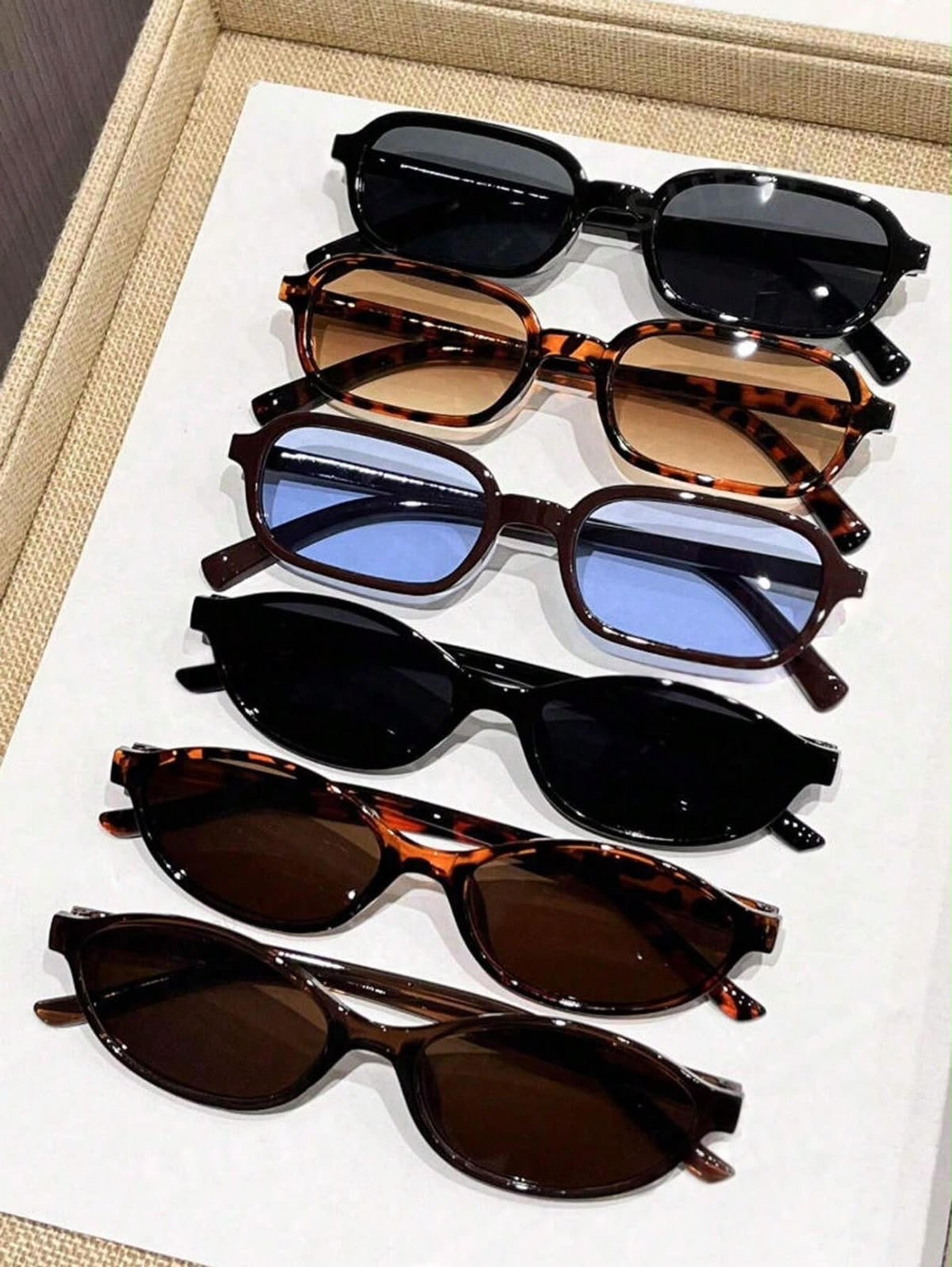 Lentes con diferentes estilos y colores  alternate view