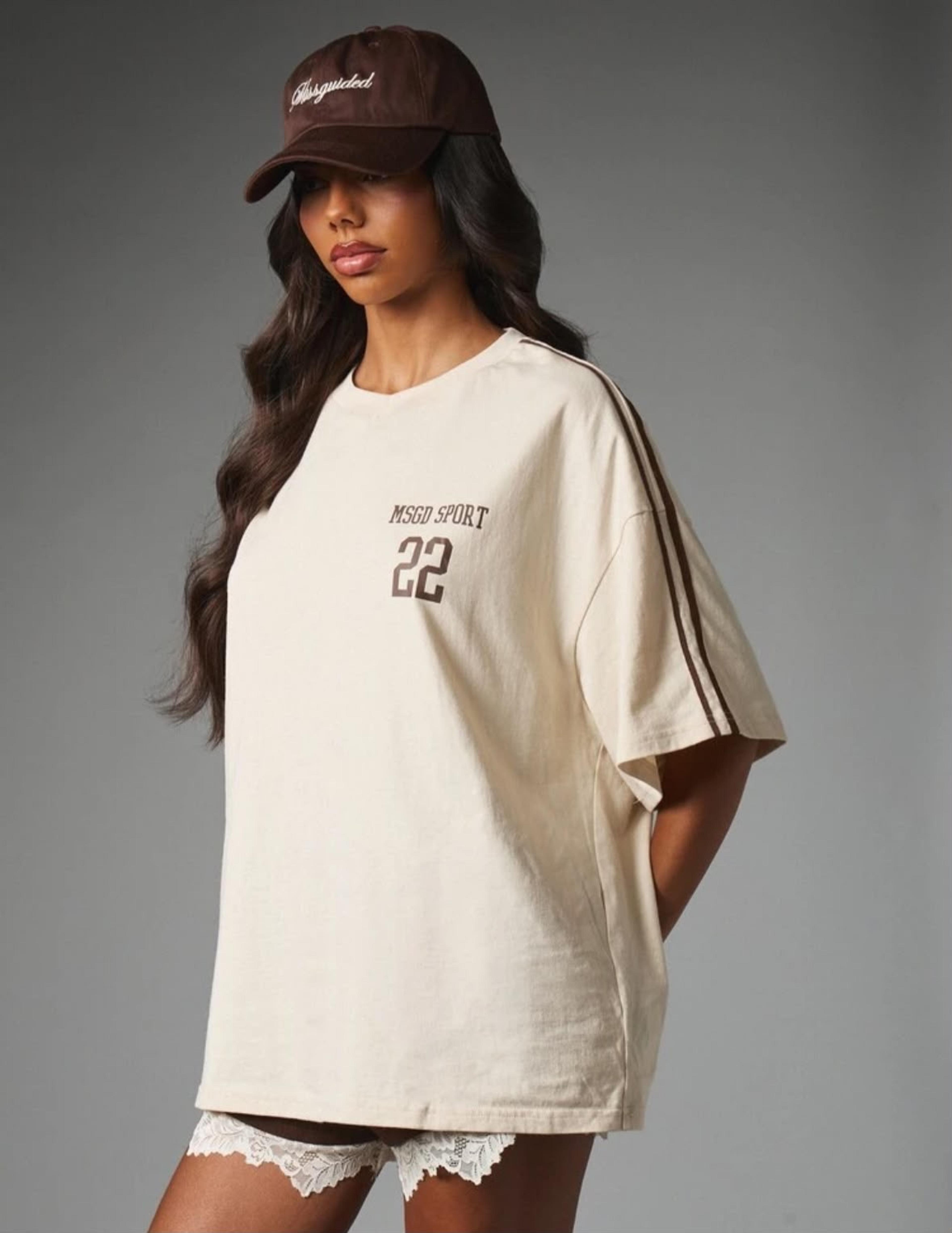 Casual T-shirtt view 2