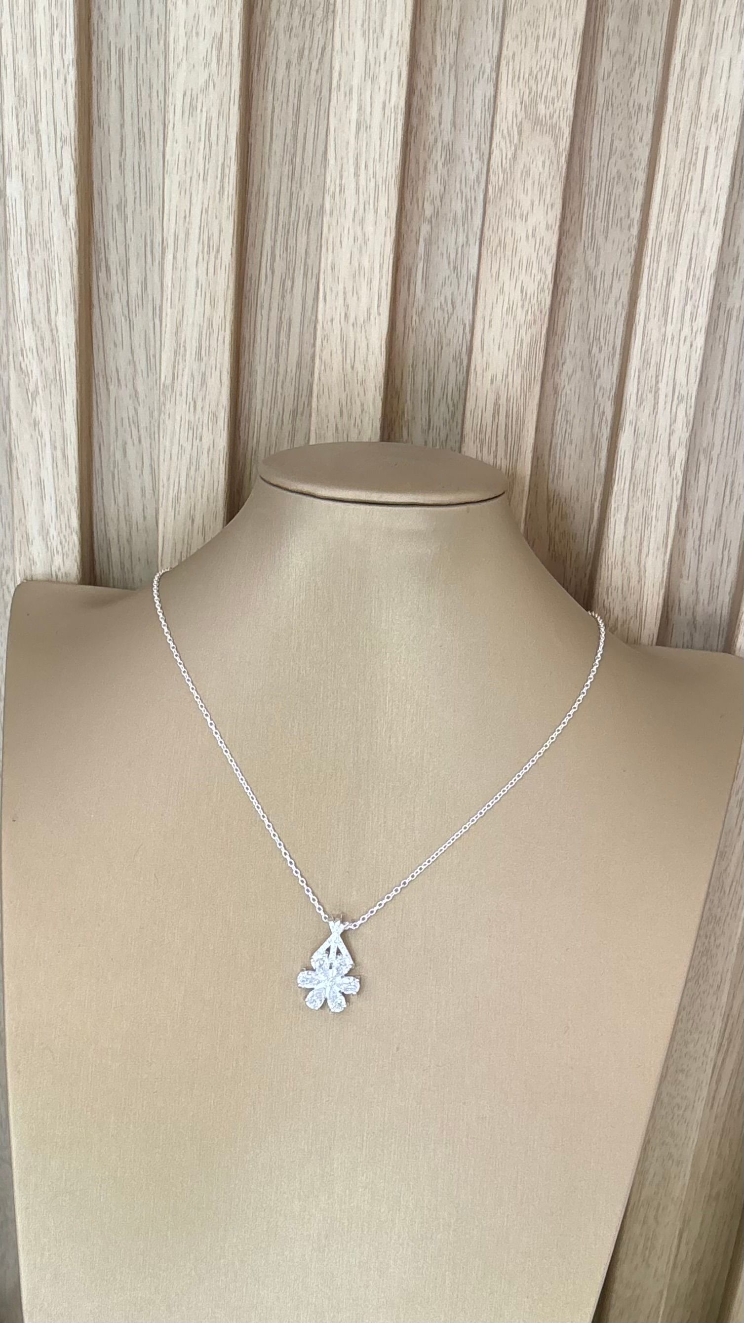 Silver chain 5484