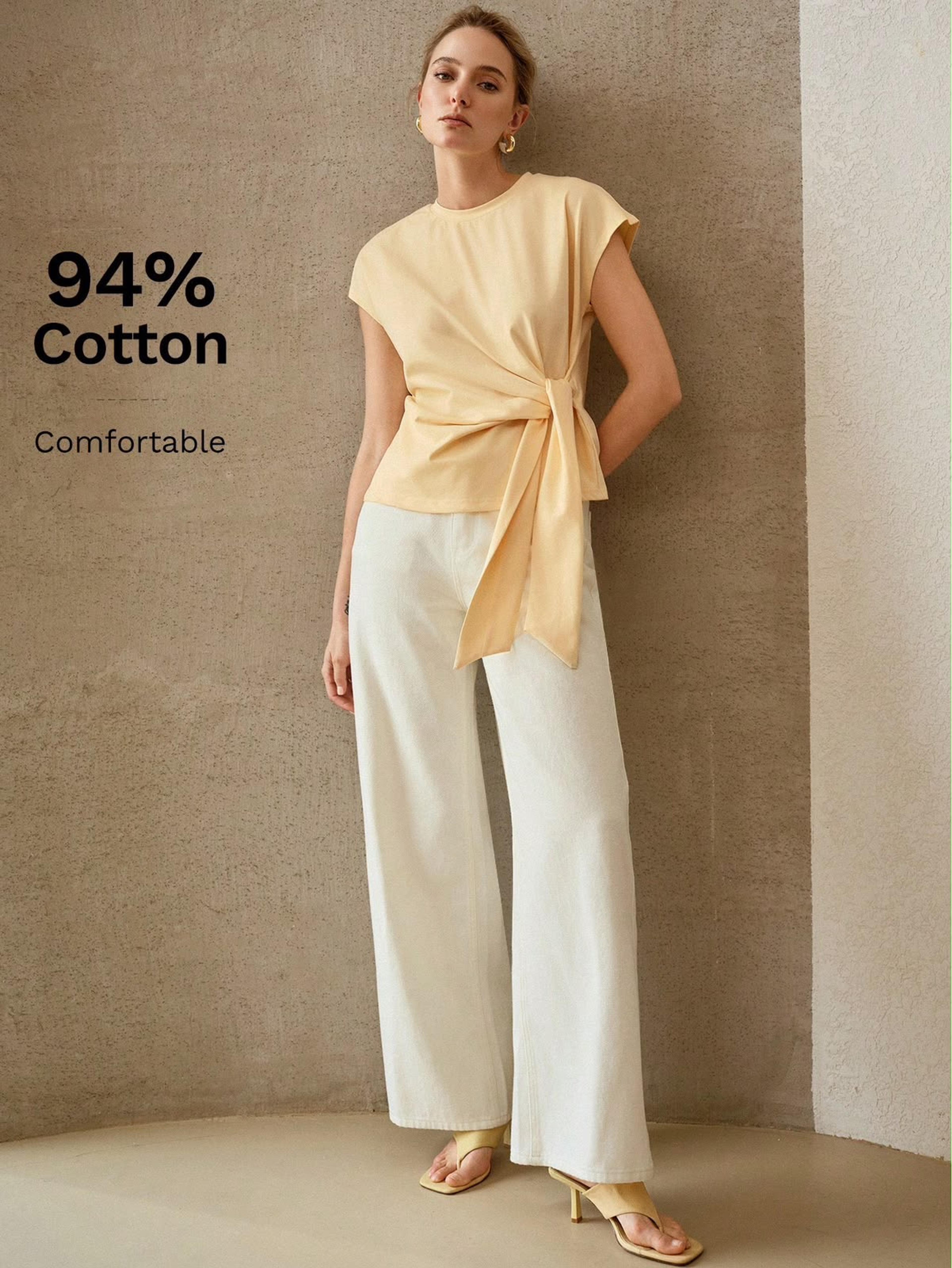 Blusa con detalle de nudo lateral 