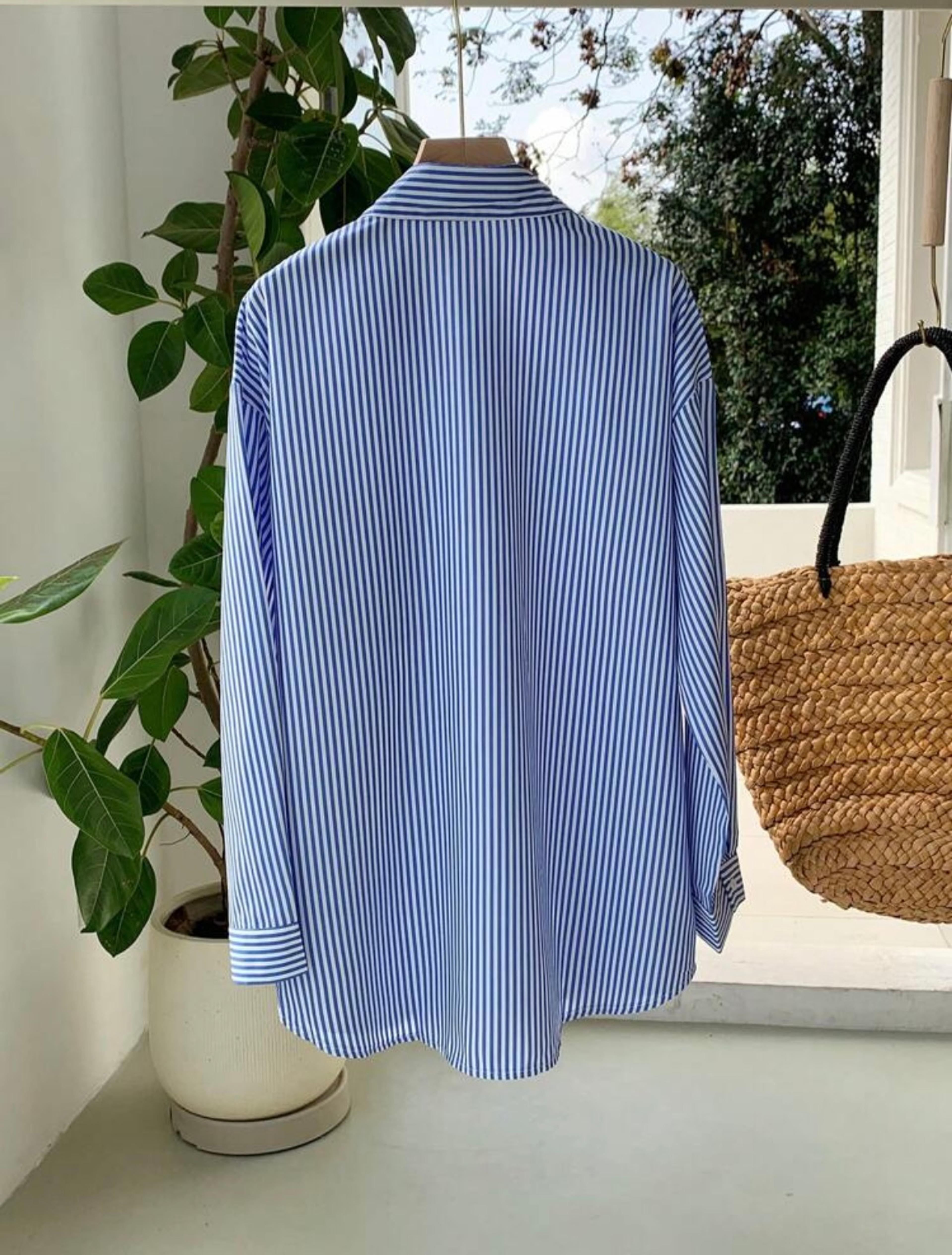 Camisa de botones y rayas casual  vista 3