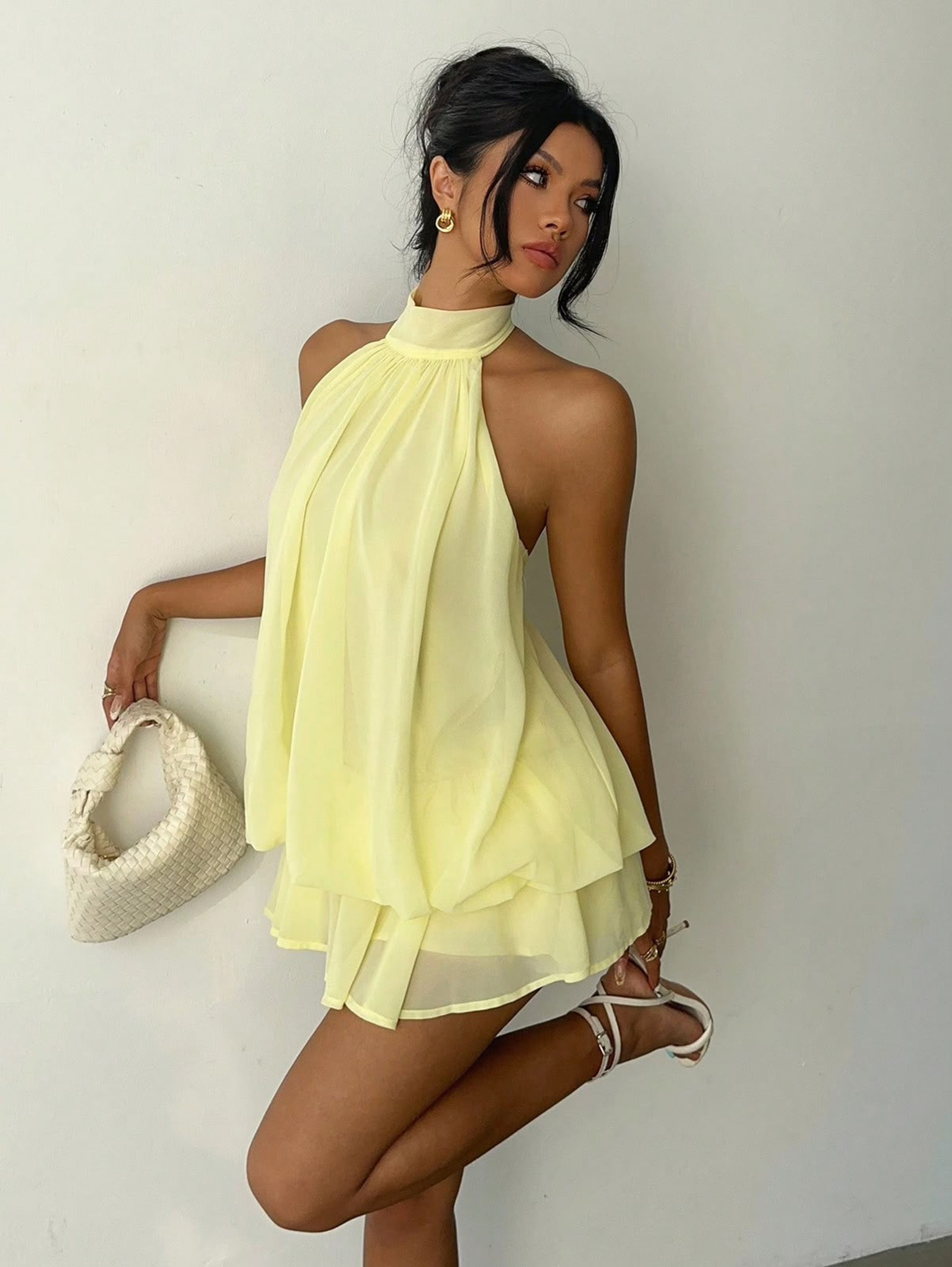 Elegant dress embonbado