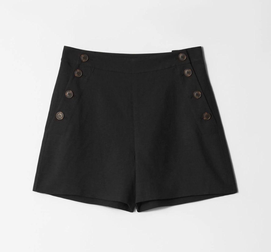 Shorts with snaps