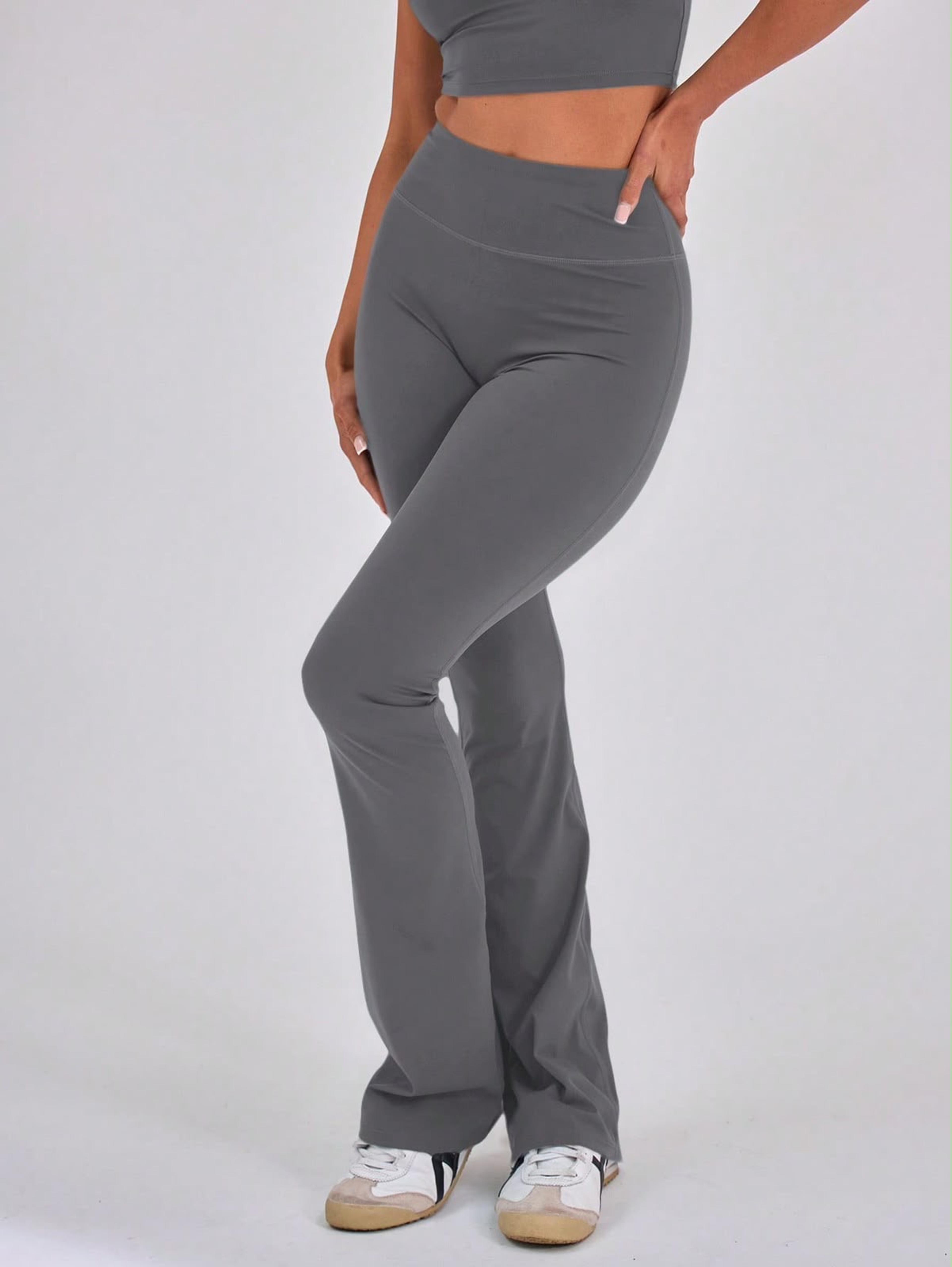 Flared leggings view 2