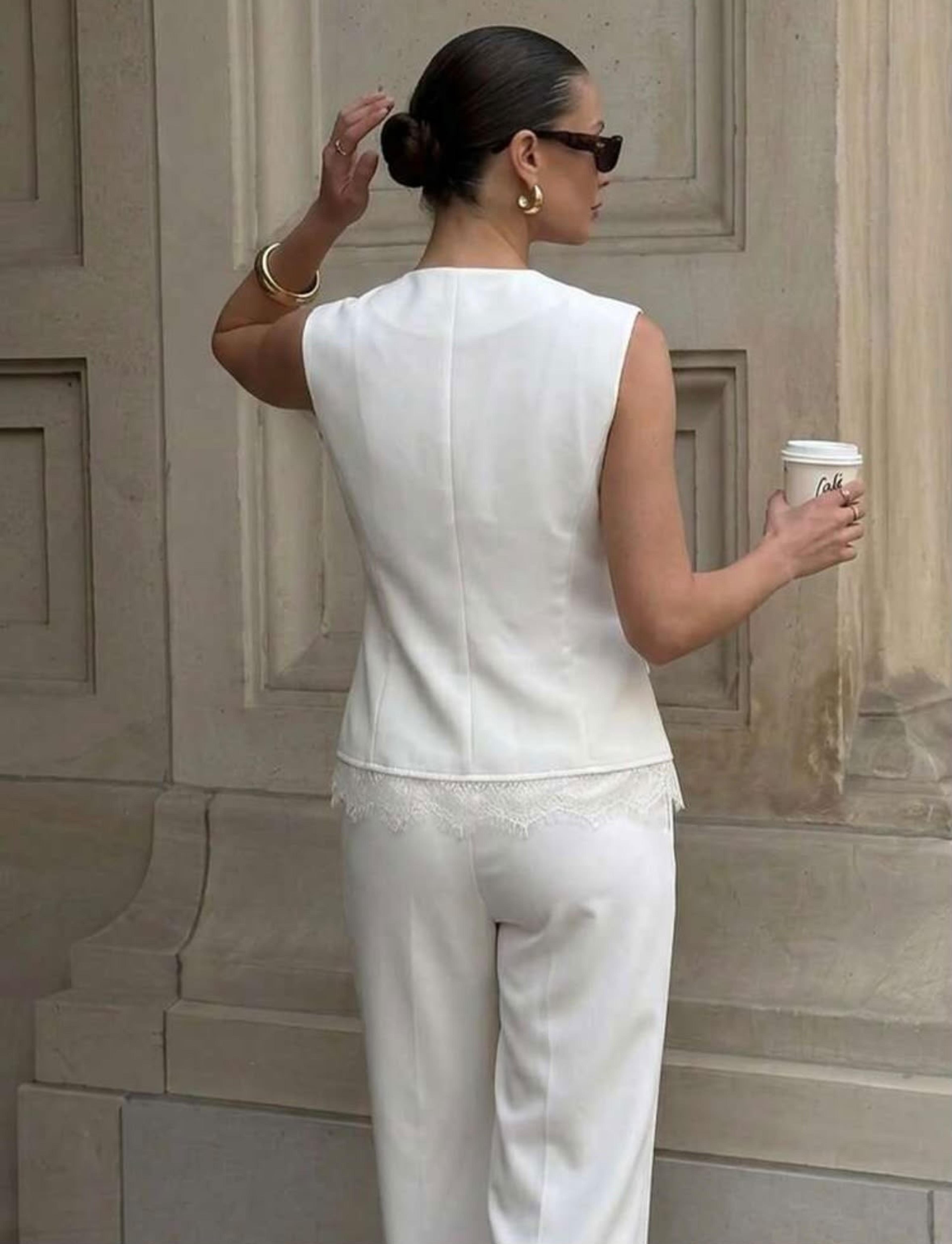 Elegant two-piece shirt and pants set view 3