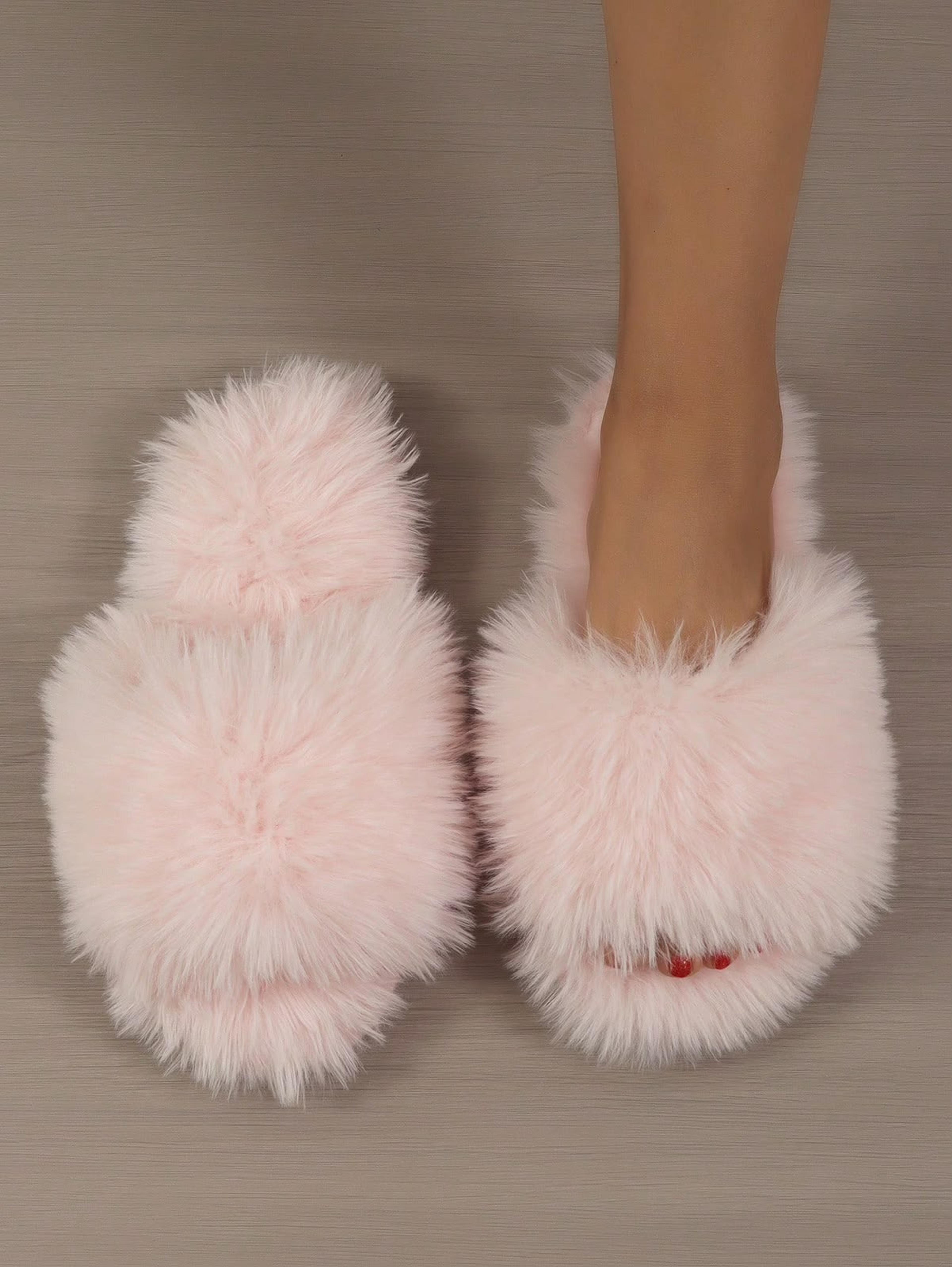 Pantuflas rosadas — vista alternativa