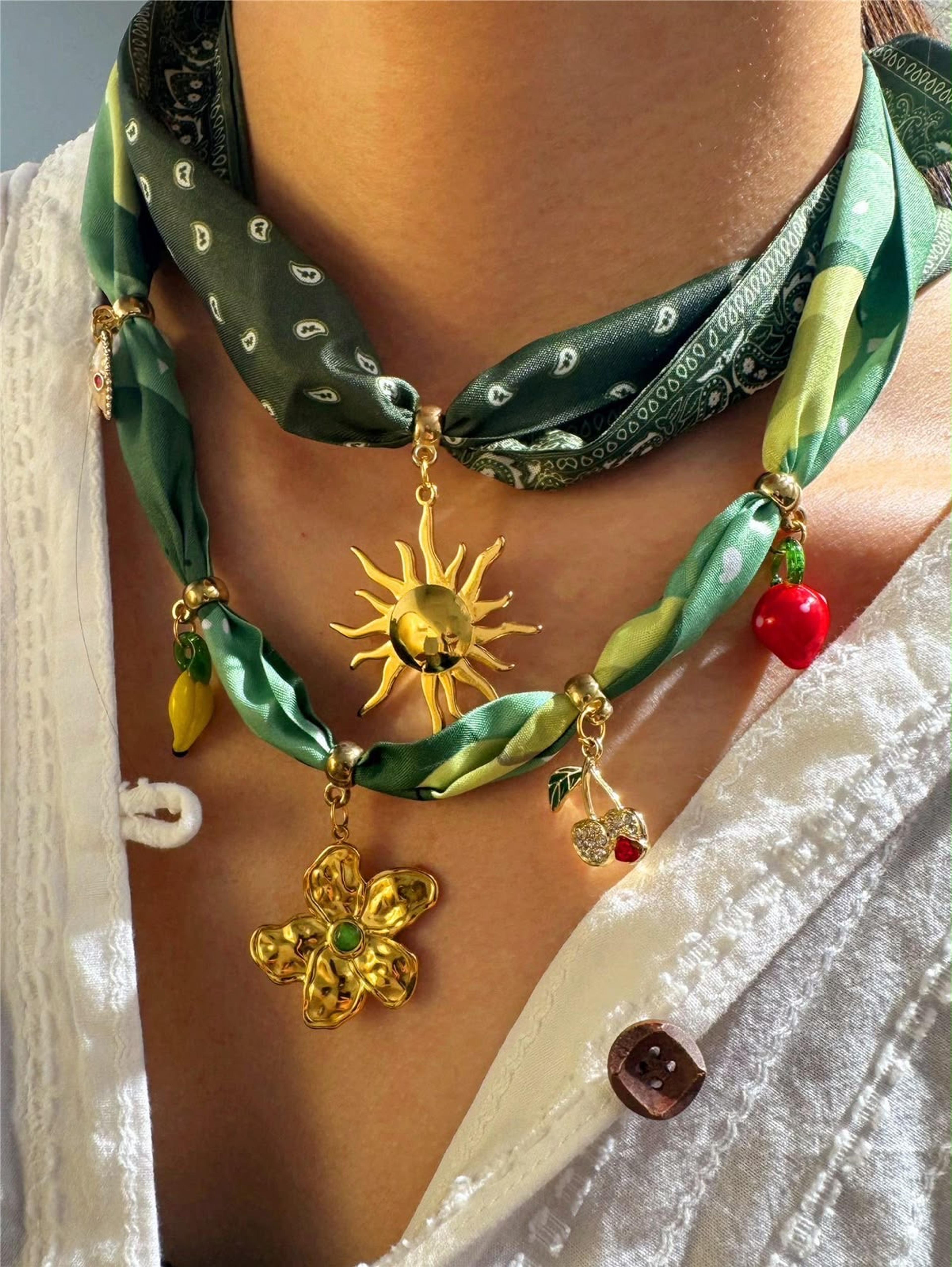Collares con dije  vista 6