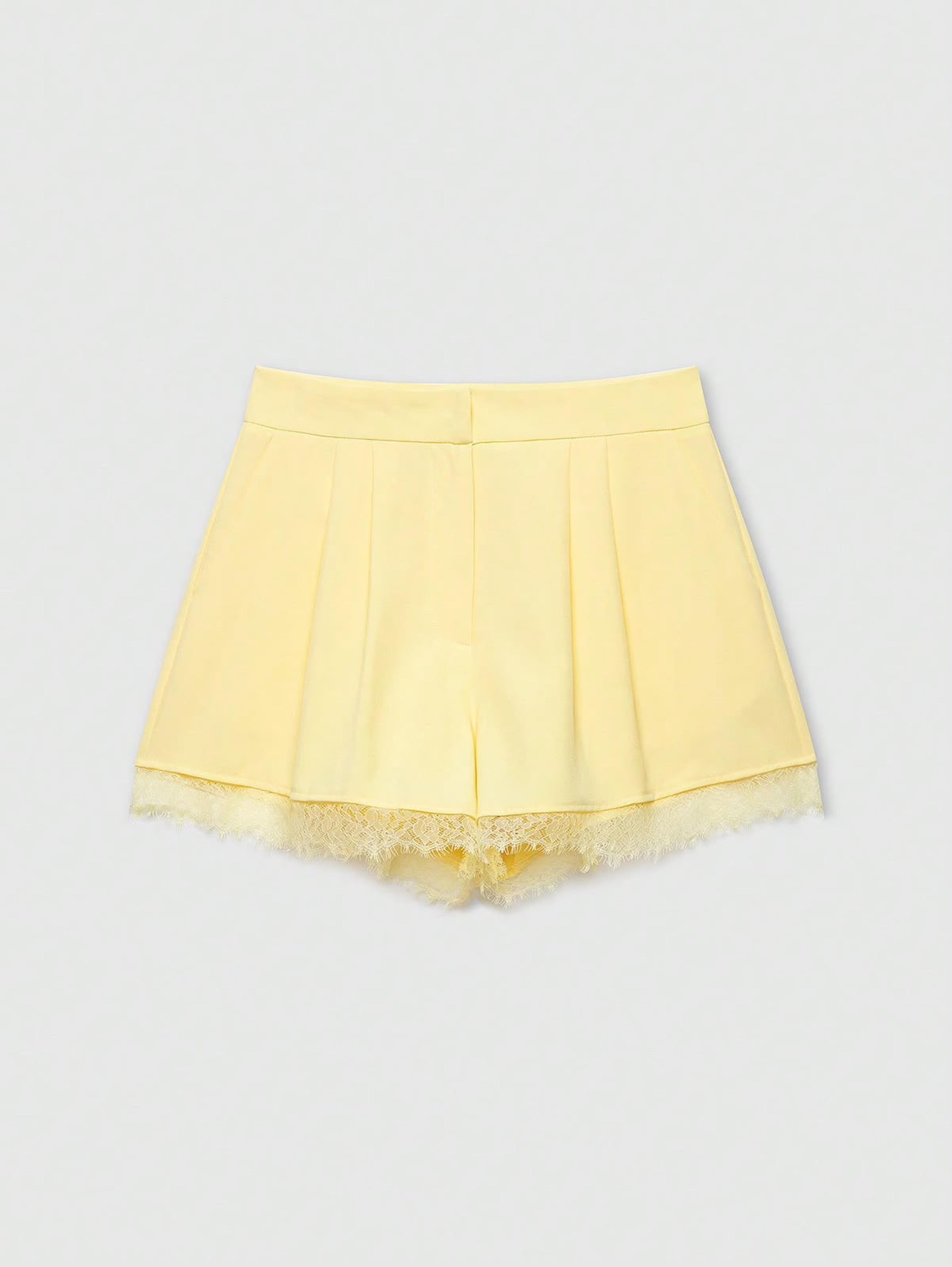 Short de encaje 