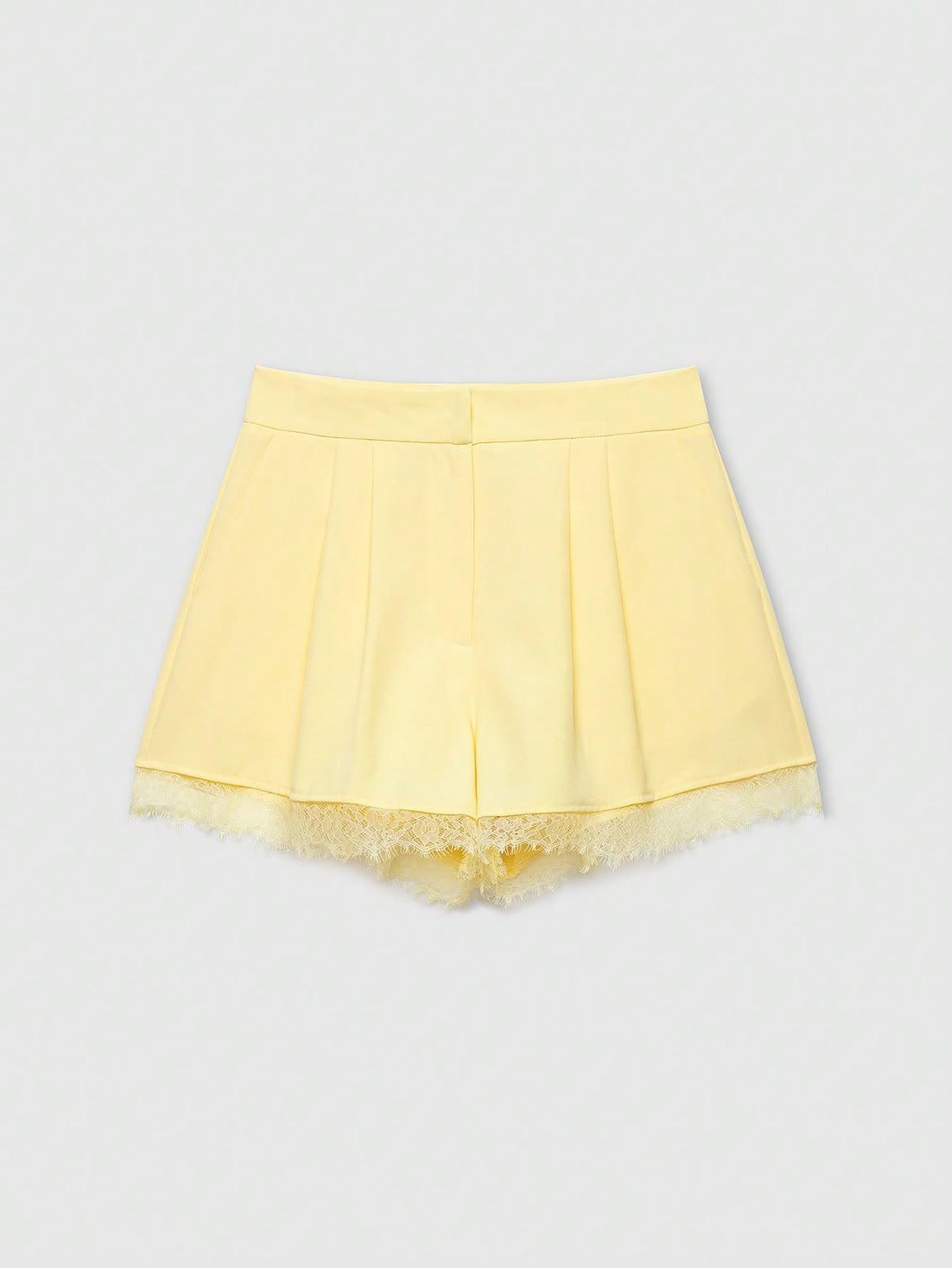 Short de encaje