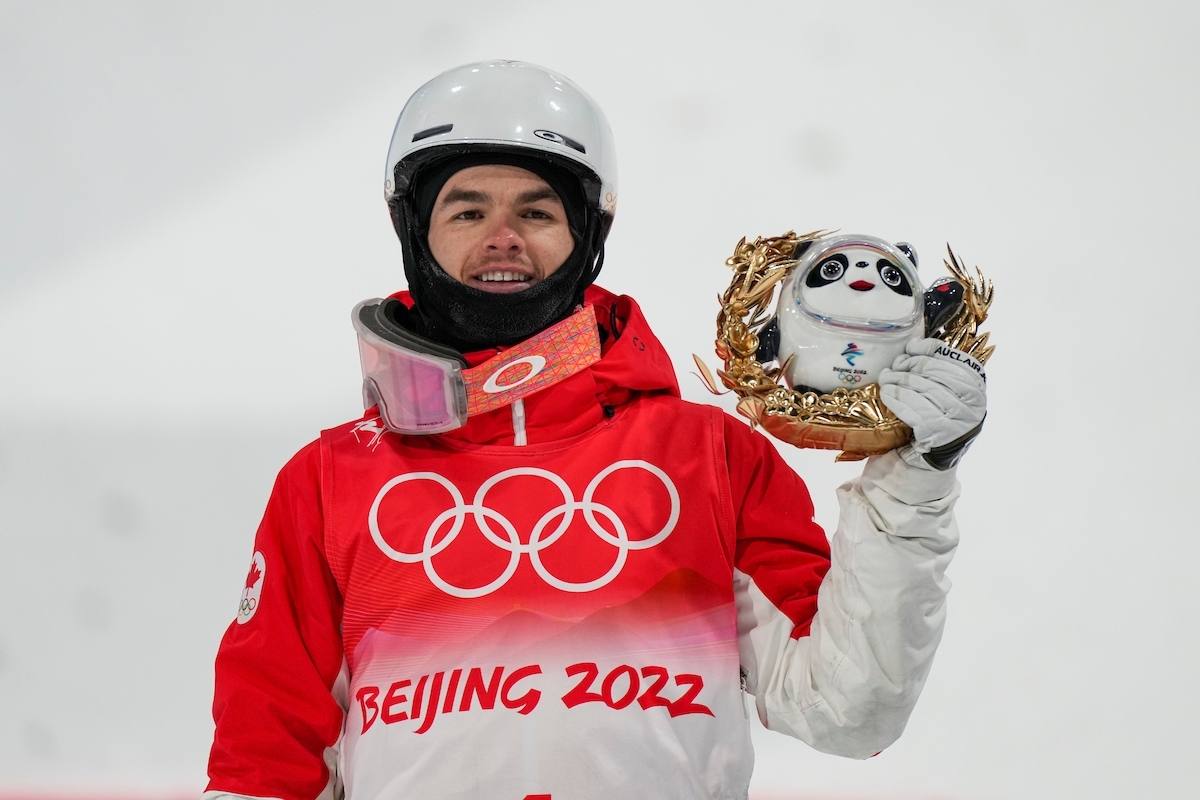 Kingsbury wins silver in men’s moguls at Beijing 2022