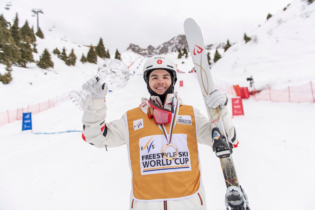 Mikaël Kingsbury earns gold – and his 22nd crystal globe