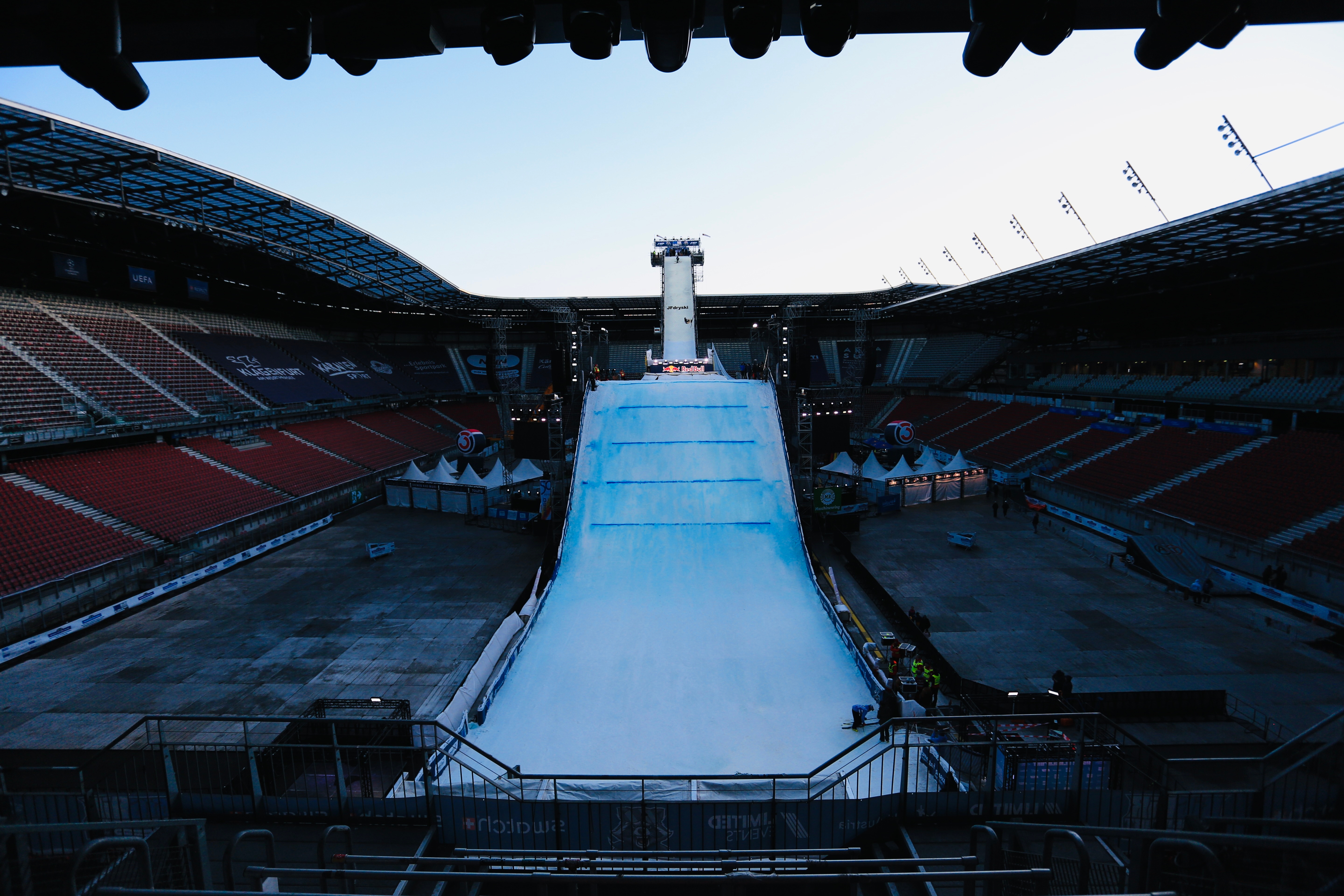 Freestyle Canada Big Air Team Competes at Inaugural Big Air Klagenfurt