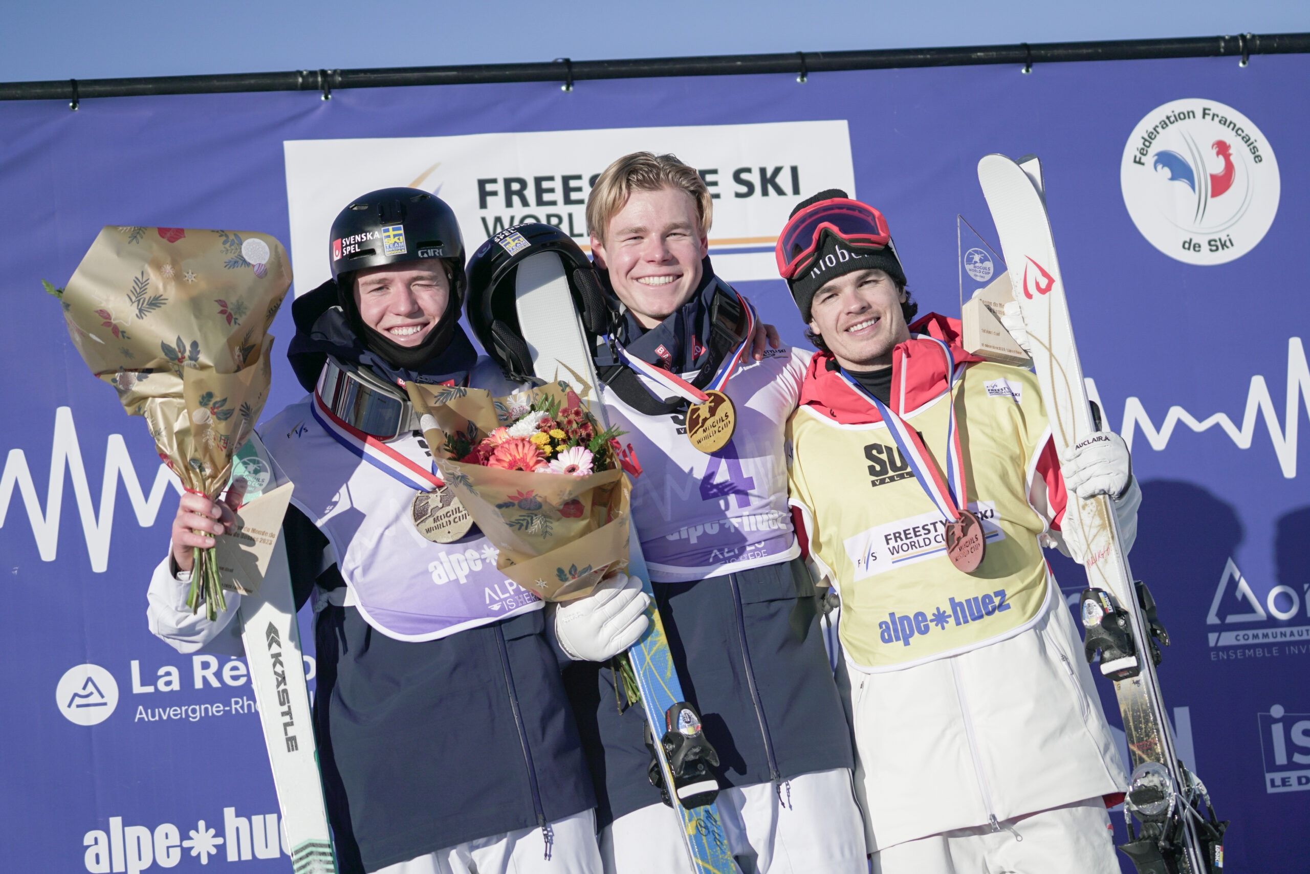Mikael Kingsbury wins bronze in a fiery competition with Louis-David Chaliofux at Alpe d’Huez