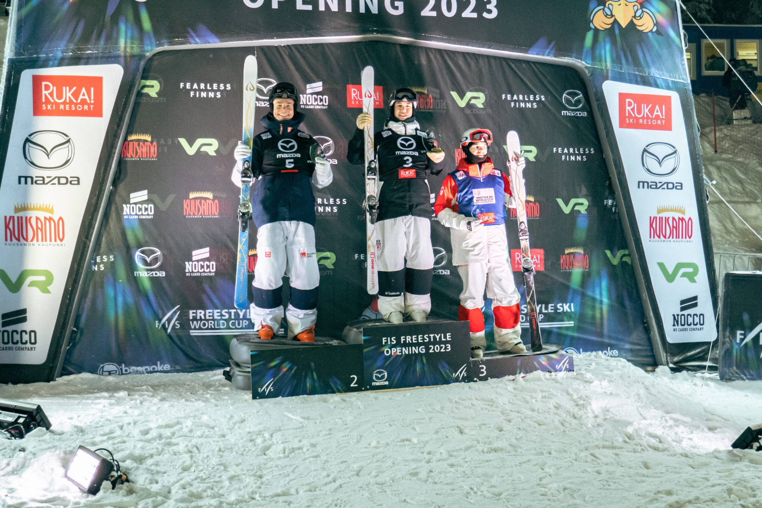 Mikaël Kingsbury remporte la médaille de bronze à Ruka, en Finlande