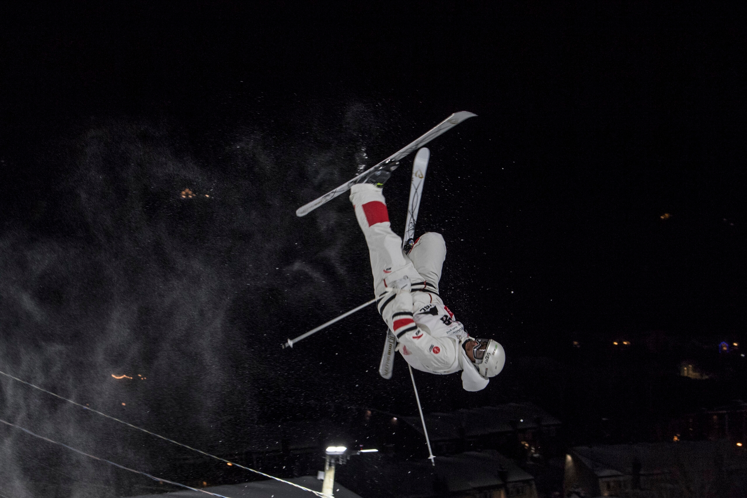Moguls World Cup resumes at Val St. Come