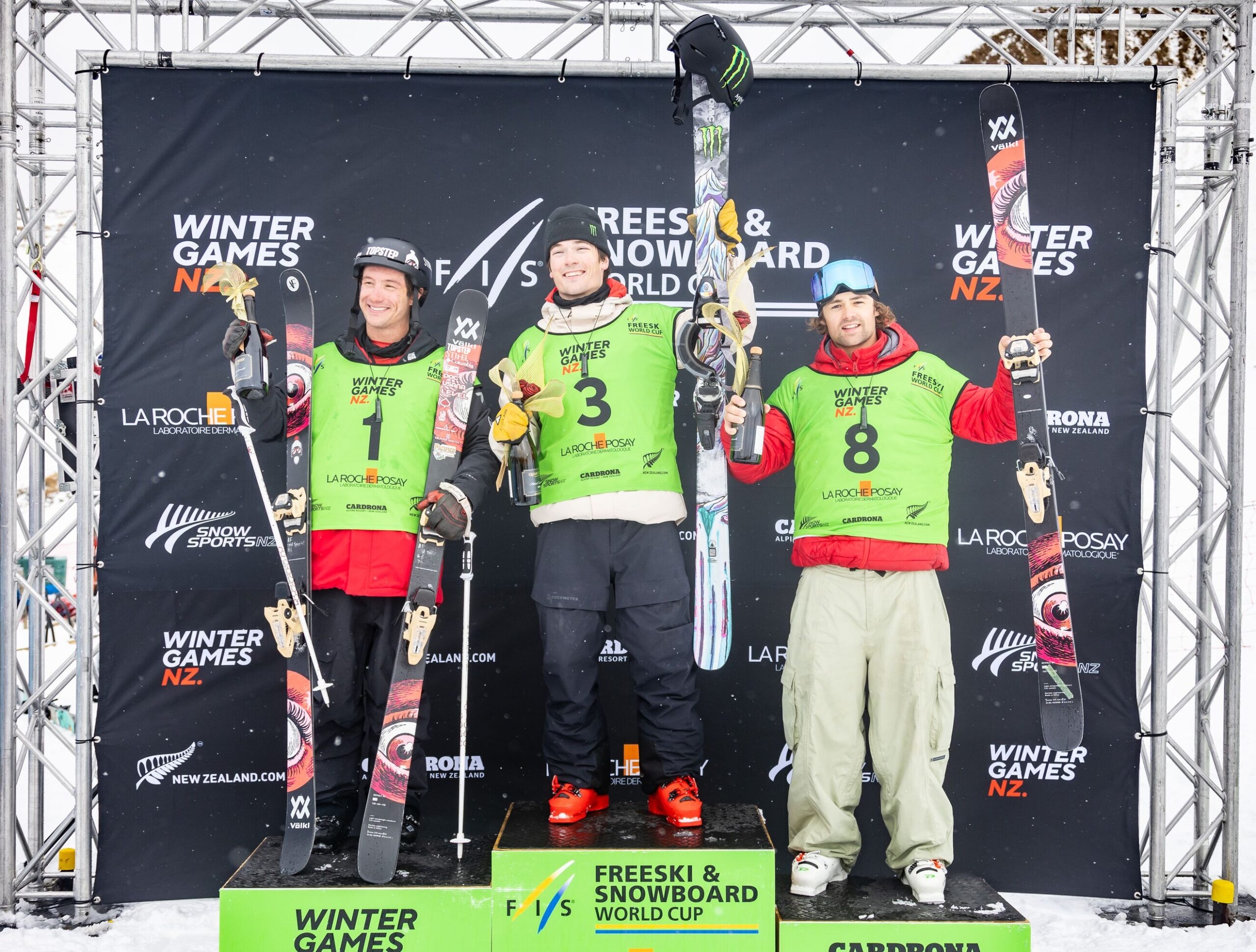 FIS World Cup Halfpipe Season Kicks Off with Canadian Success
