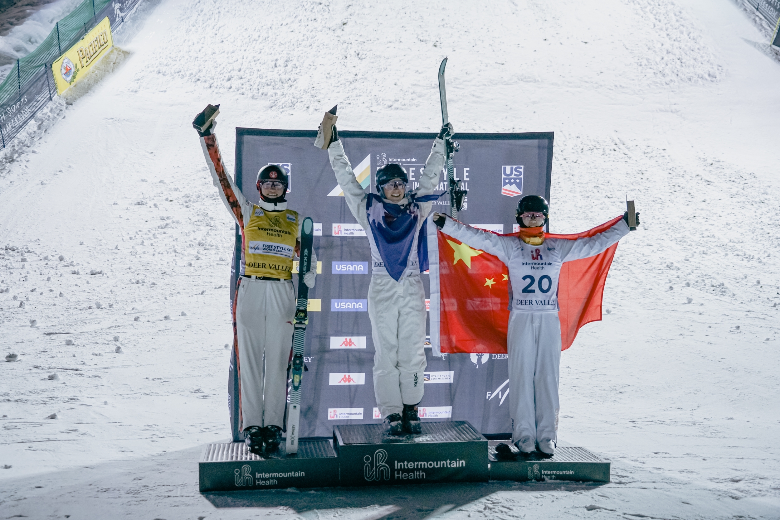 Marion Thénault en met plein la vue à Deer Valley Karker et Mackey toujours au sommet de leur forme