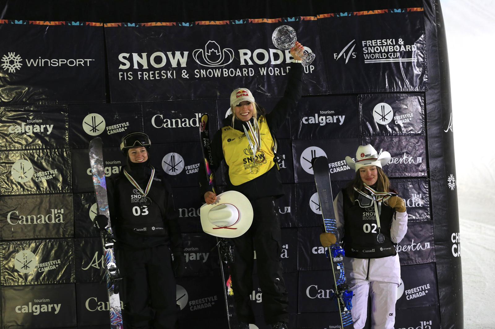 Amy Fraser Claims Second Place Overall for the 2023-24 FIS Freestyle Skiing Halfpipe World Cup Season